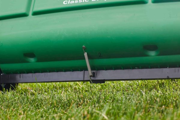 2025 Esparcidor de caída Scotts Turf Builder Classic de 32 lb