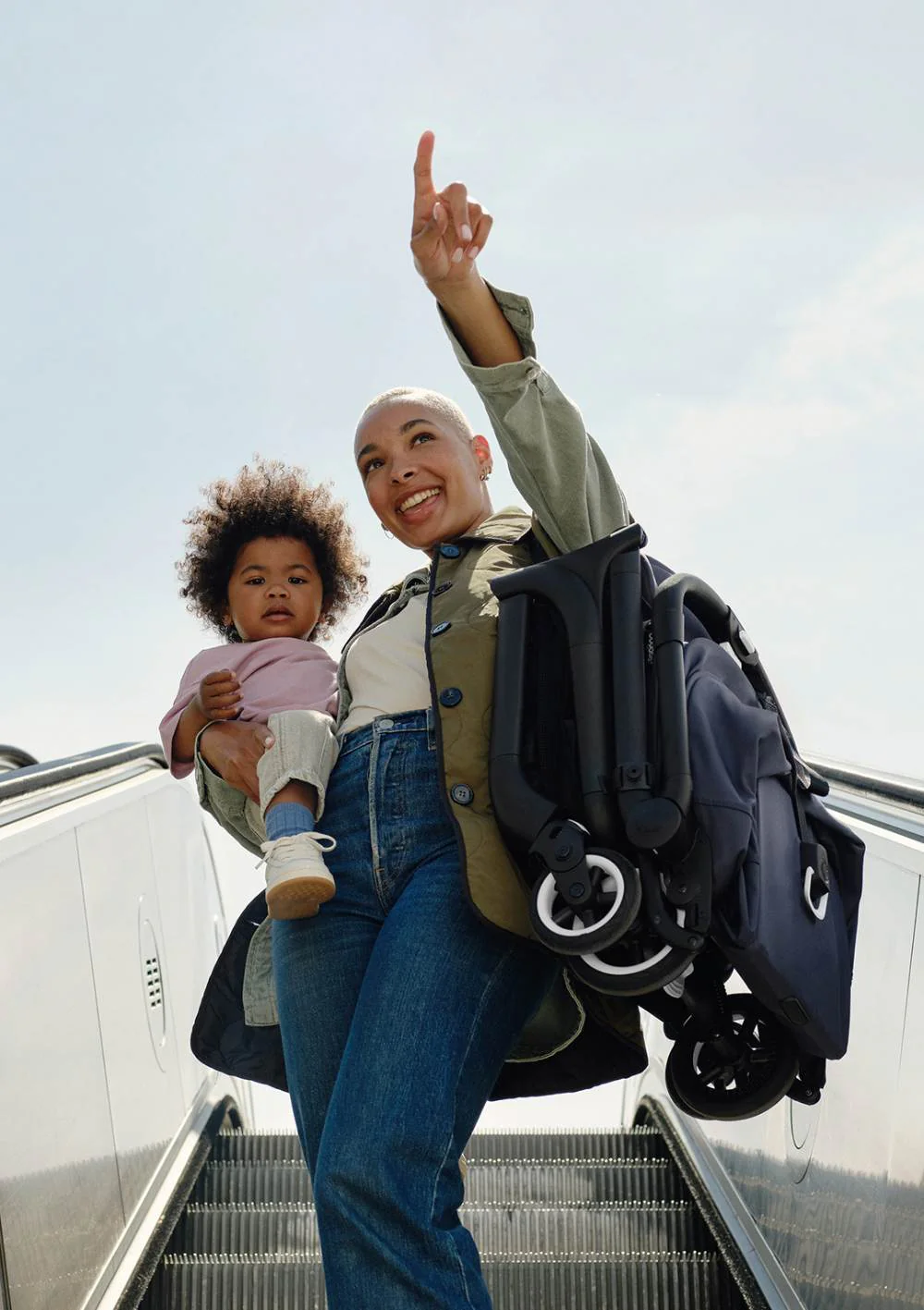 2025 Cochecito Butterfly Negro / Arena del Desierto