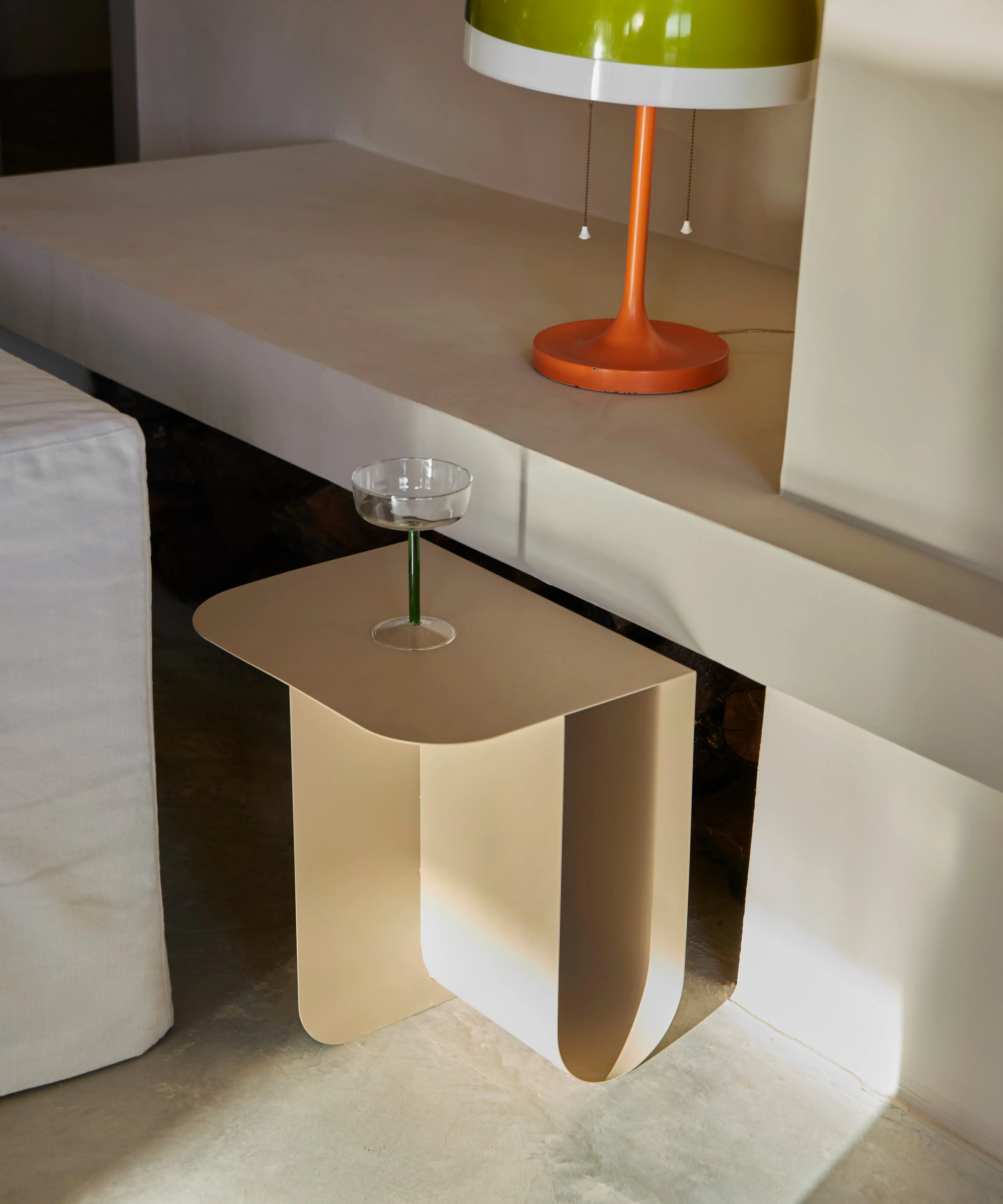 Mesita Auxiliar Dama (40x30x40 cm)