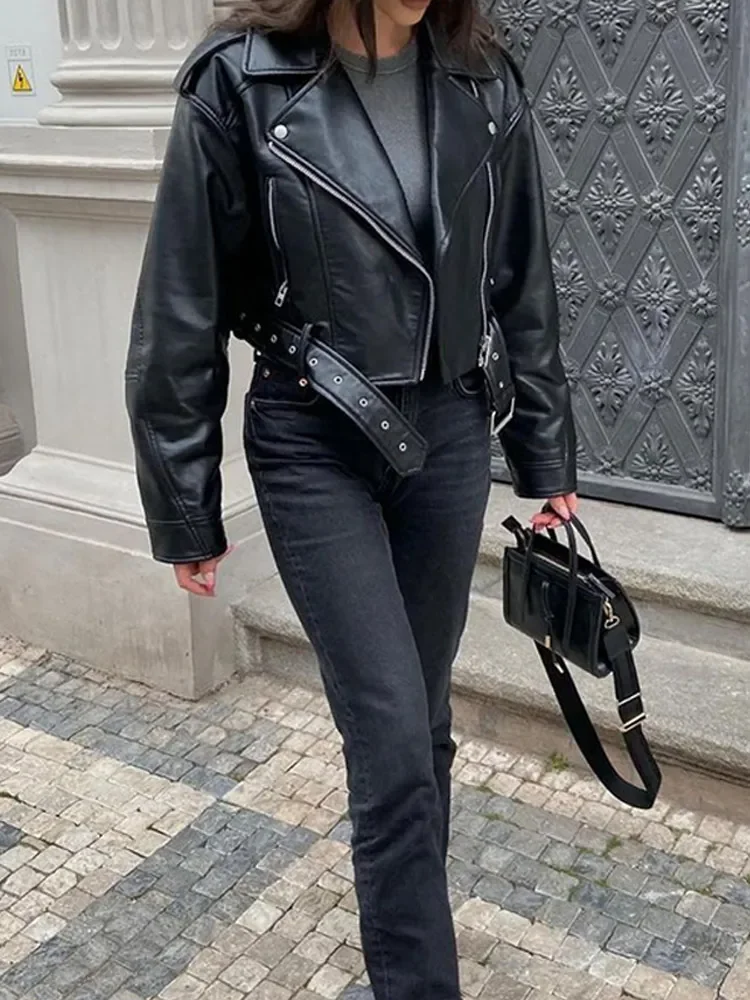 Dames Leren Jack �C Asymmetrische Ritssluiting �C Getailleerd Model �C Bikerstijl met Riem