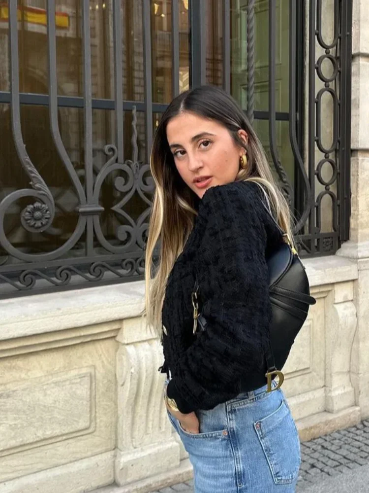 Veerle - tweed jasje met knopen