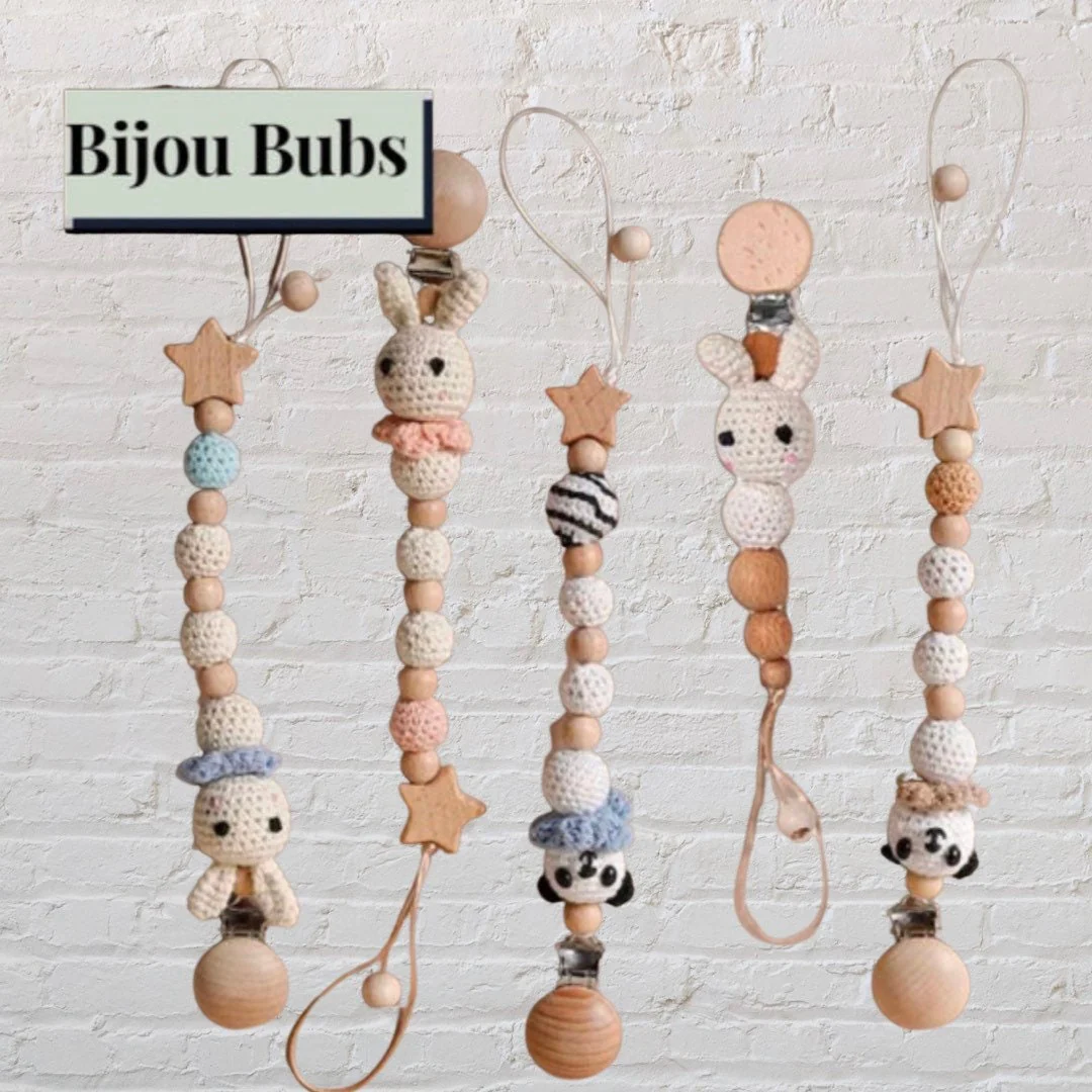 Crochet Pacifier / Dummy Clip , bunny rabbit