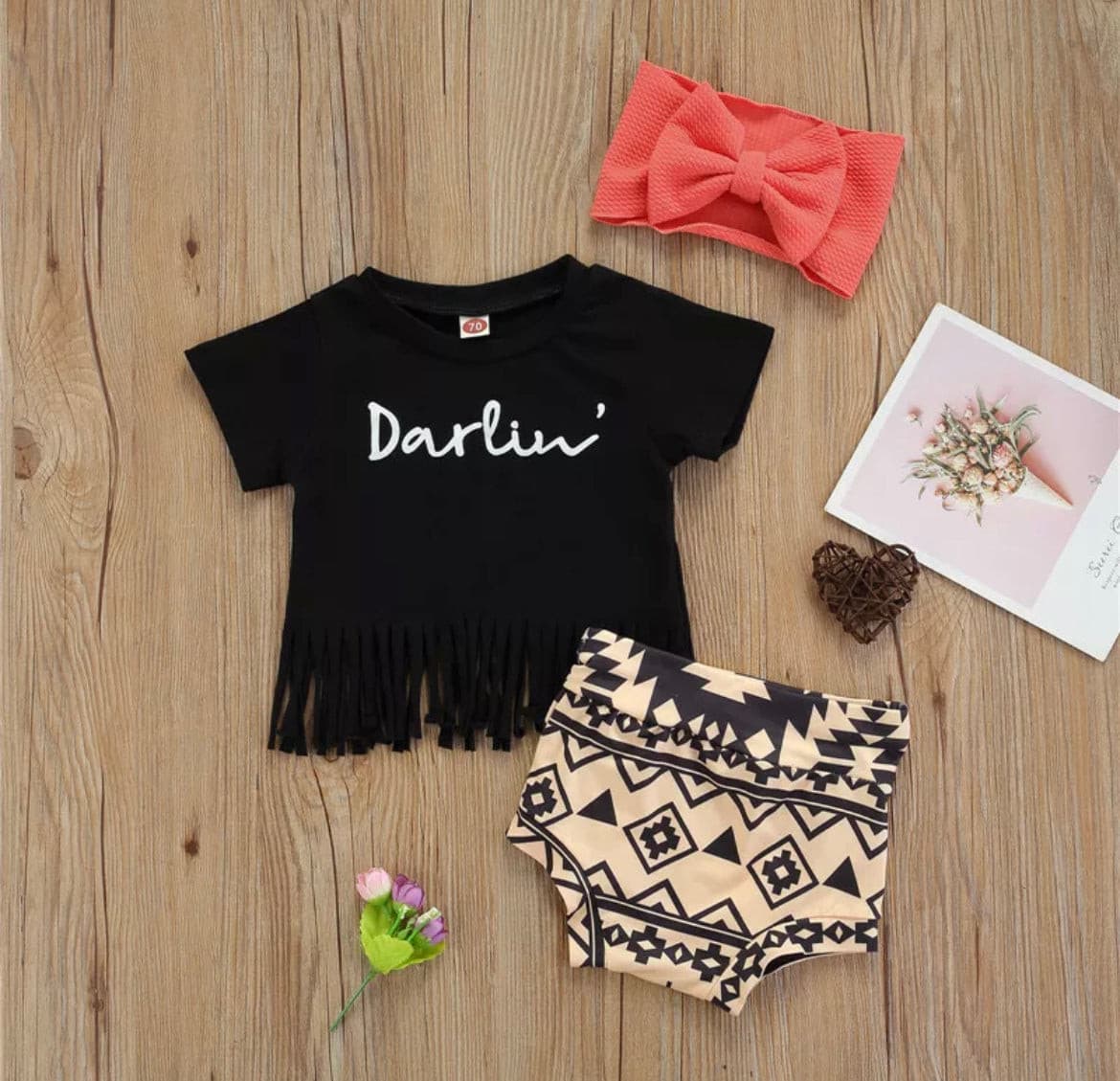 Little ��Darlin�� Tassel Tee & Bloomers Summer Set