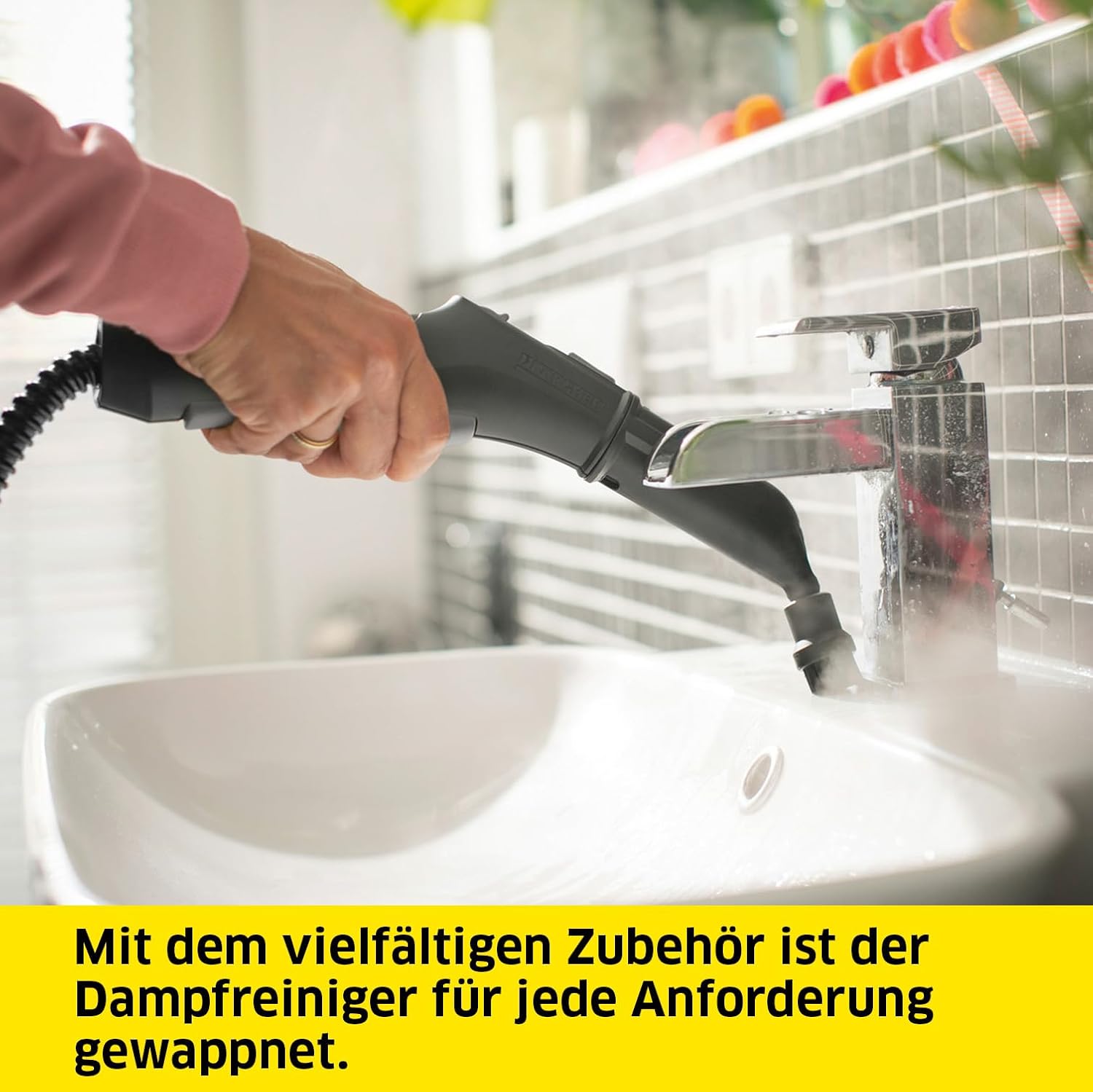 Krcher Dampfreiniger SC 5 EasyFix Iron Plug mit Heiwasser-Zuschaltung, Dampfdruck: 4,2 bar, Aufheizzeit: 3 min., Flche: ca. 150 m, Tank: 0,5 l + 1,5 l, Bodenreinigungsset EasyFix und Düsen