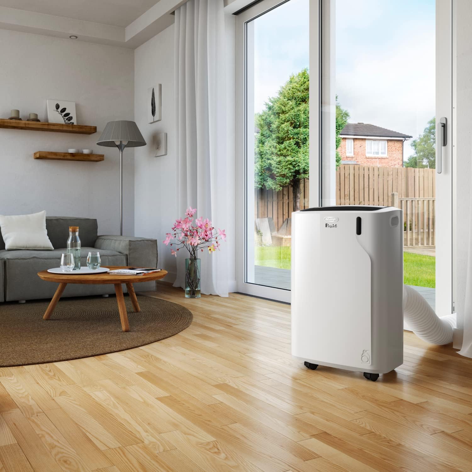 De'Longhi Pinguino PAC EM93 Silent, Mobile Klimaanlage für Räume bis zu 90 m³, 10.500 BTU/h, 2,6 kW, 63 dB, Entfeuchtungsfunktion, Energieklasse A, 24h-Timer, Weiß