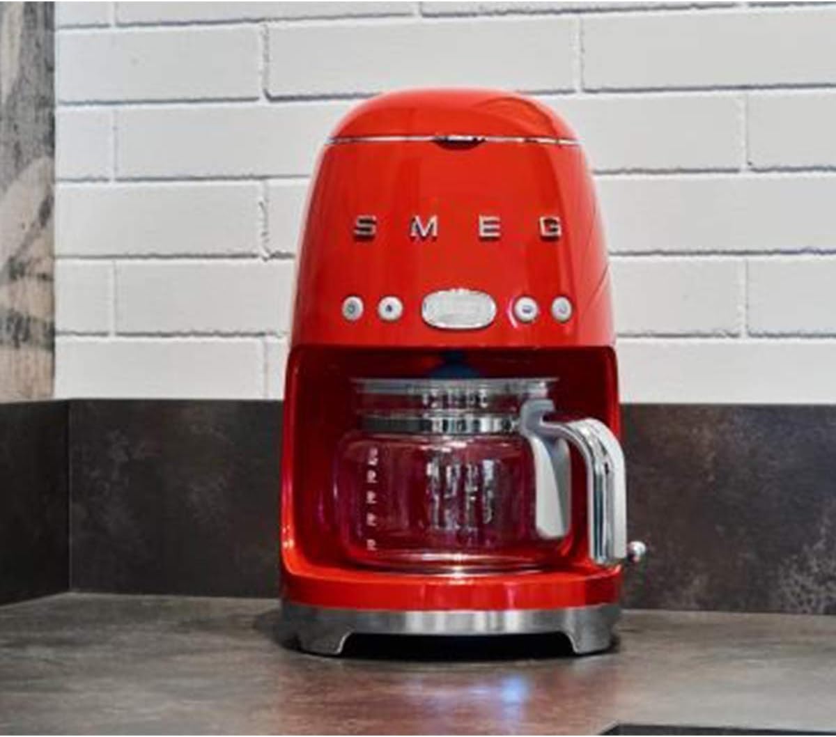 Smeg, DCF02BLMEU, Filter-Kaffeemaschine, Aroma und Autostart-Funktion, Glaskaraffe bis 12 Tassen, 2 Intensitätsniveaus, Warmhaltefunktion, 1050W, Mattschwarz