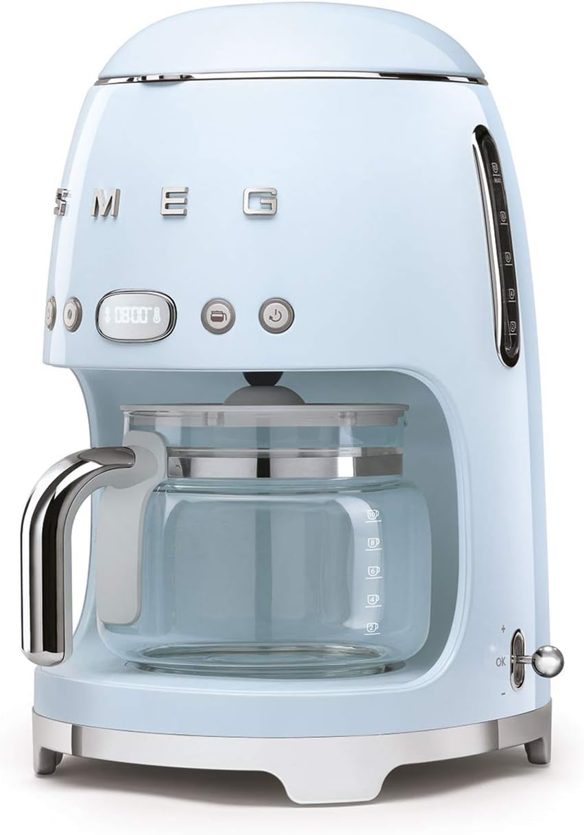 Smeg, DCF02BLMEU, Filter-Kaffeemaschine, Aroma und Autostart-Funktion, Glaskaraffe bis 12 Tassen, 2 Intensitätsniveaus, Warmhaltefunktion, 1050W, Mattschwarz