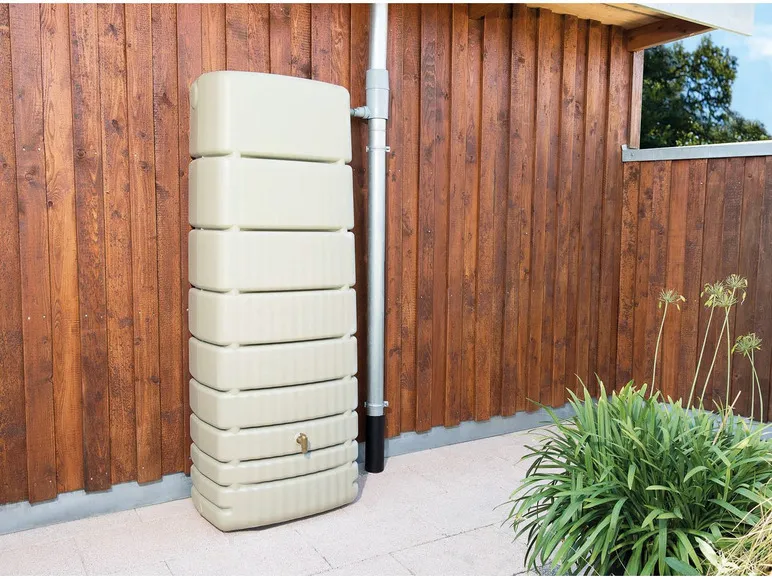 4rain Regentonne »SLIM«, 650 Liter Volumen, inklusive Auslaufhahn und Windsicherung