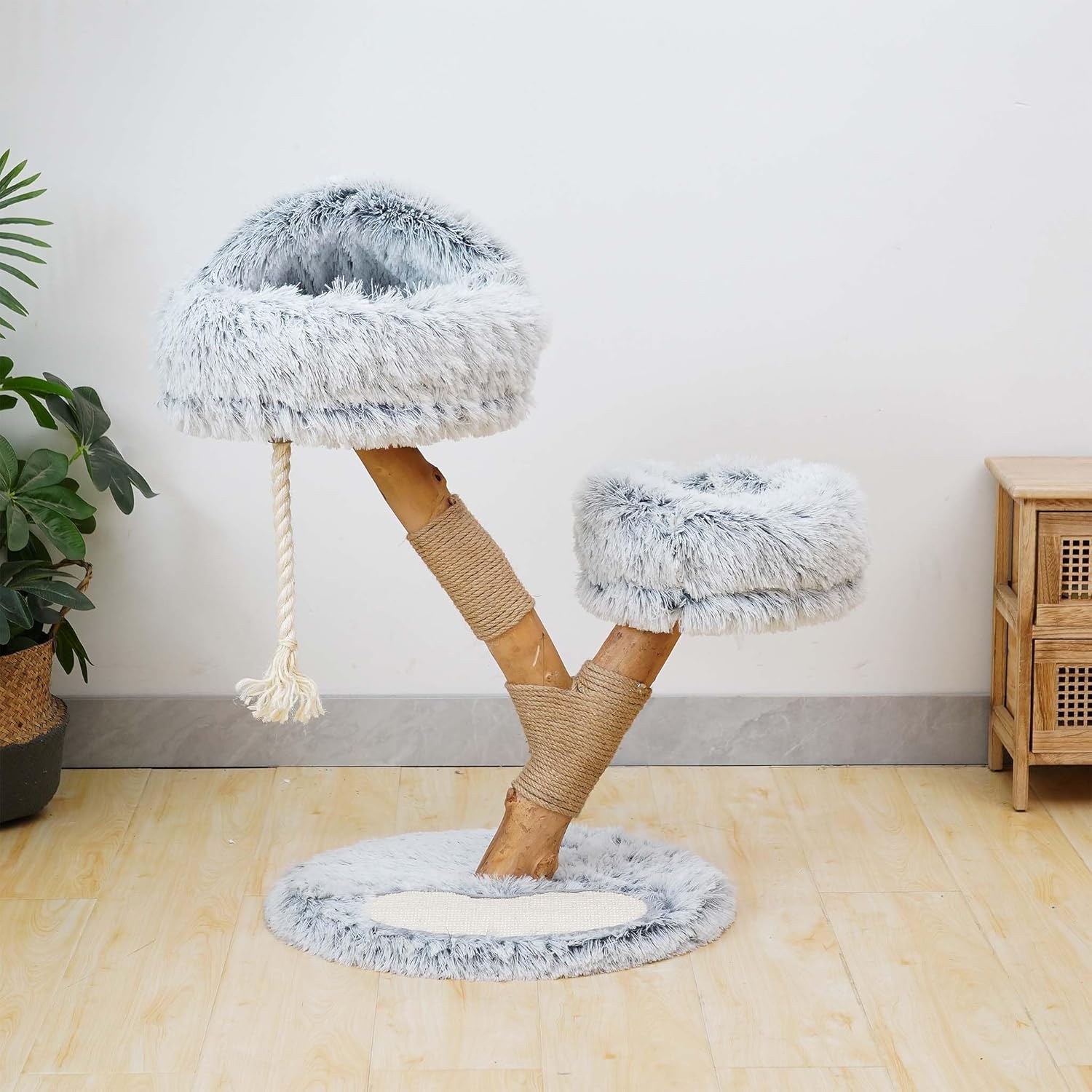 Fudajo Designer Kratzbaum in Zweigdesign 130 cm hoch, Katzenkratzbaum mit Plüsch und Sisal, Kletterbaum für Katzen, Katzenbaum mit Hängeliege