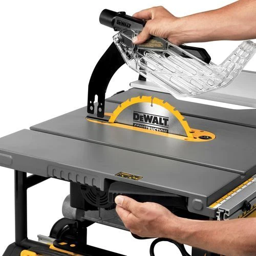 DEWALT 10 Inch Table Saw, 32-1/2 Inch Rip Capacity, 15 Amp Motor, With Rolling