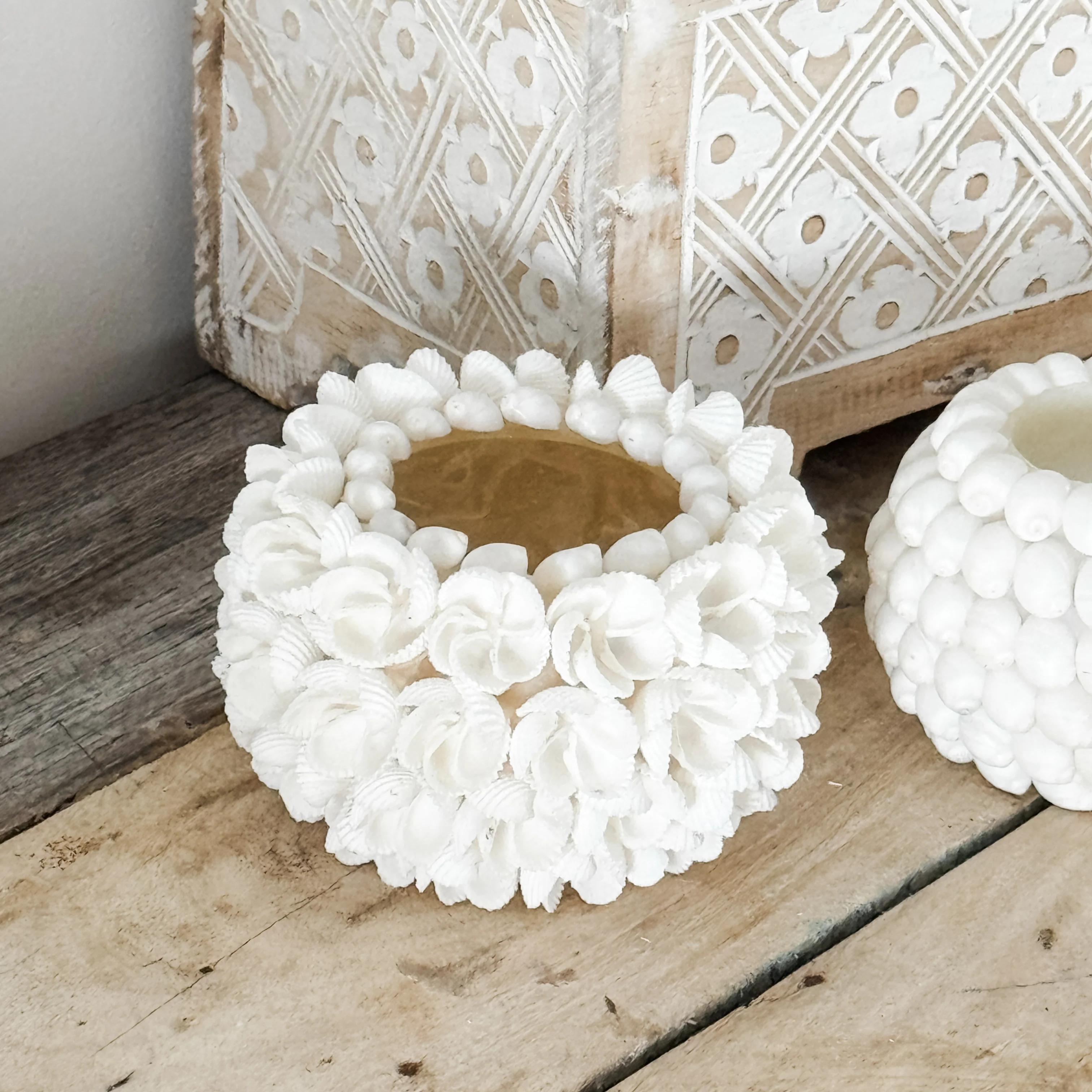 Coastal Bloom Shell Tealight Holder