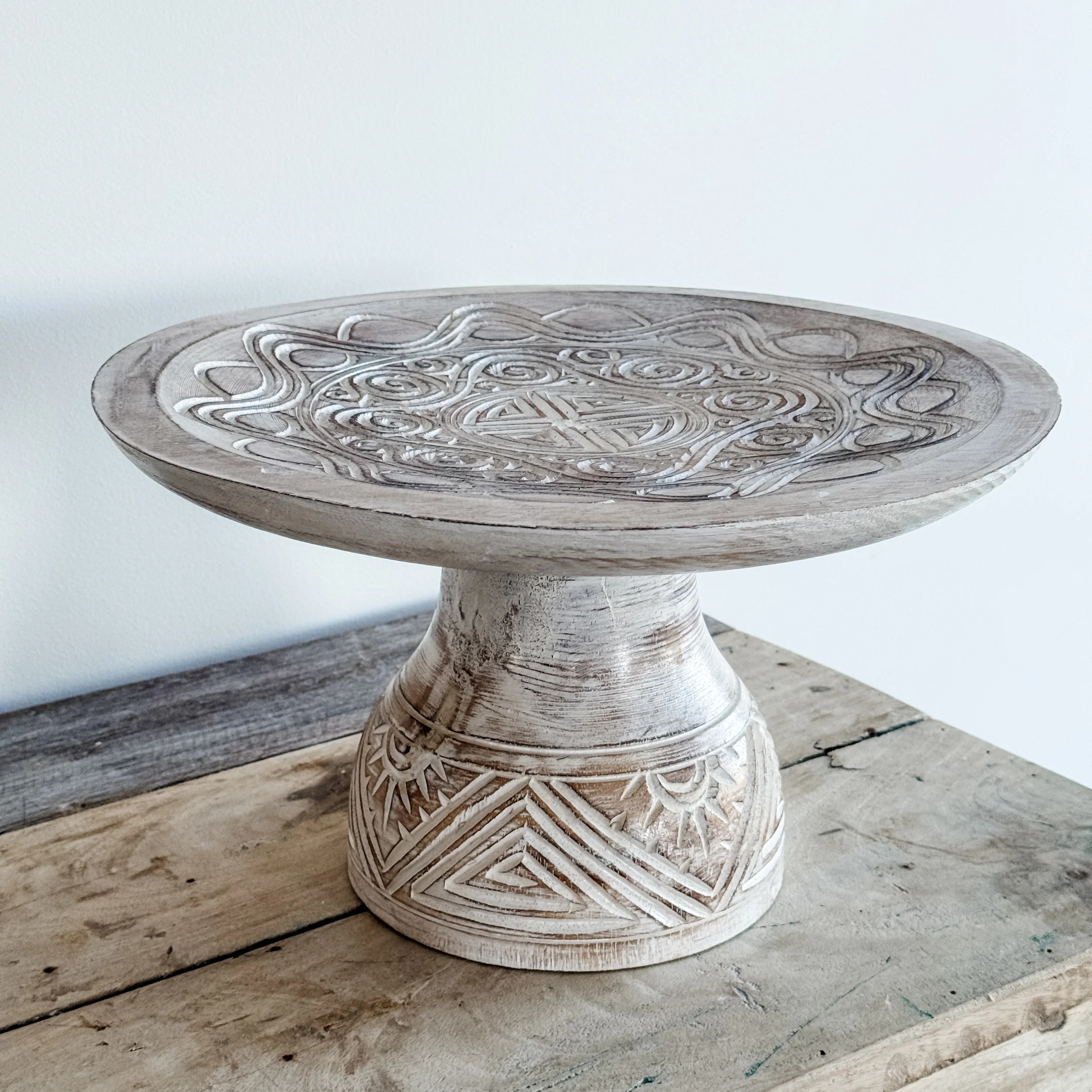 Taveuni Carved Pedestal Plate