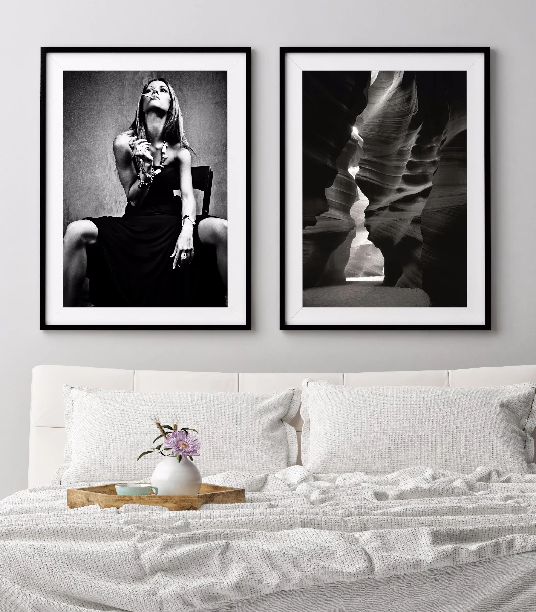 Woman Smoking Black & White juliste