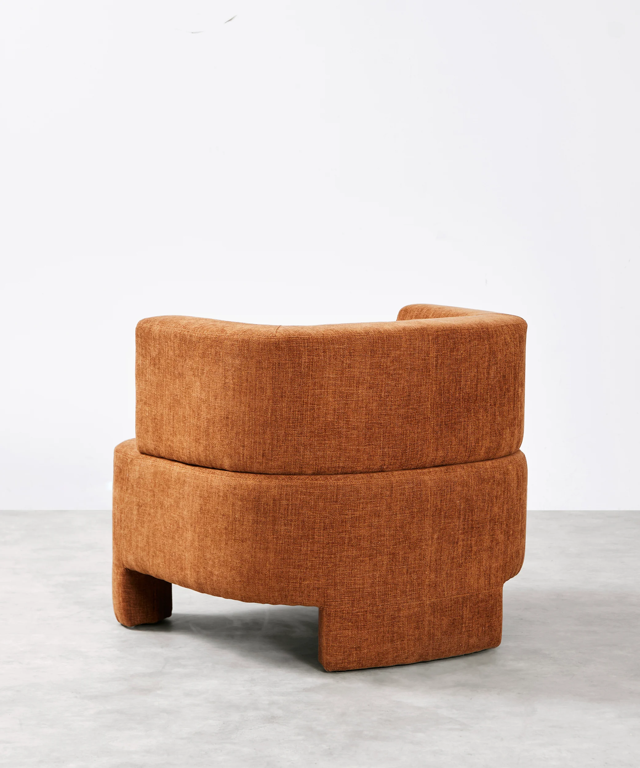 Sillón Tapizado con Reposabrazos Milo