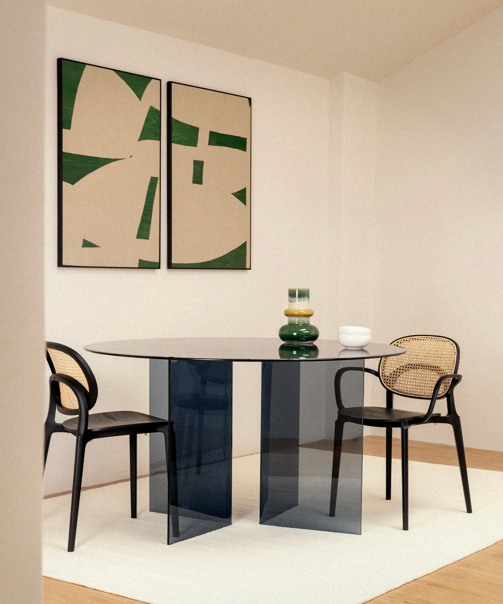 Mesa de Comedor Redonda de Cristal Templado Ona 137 cm