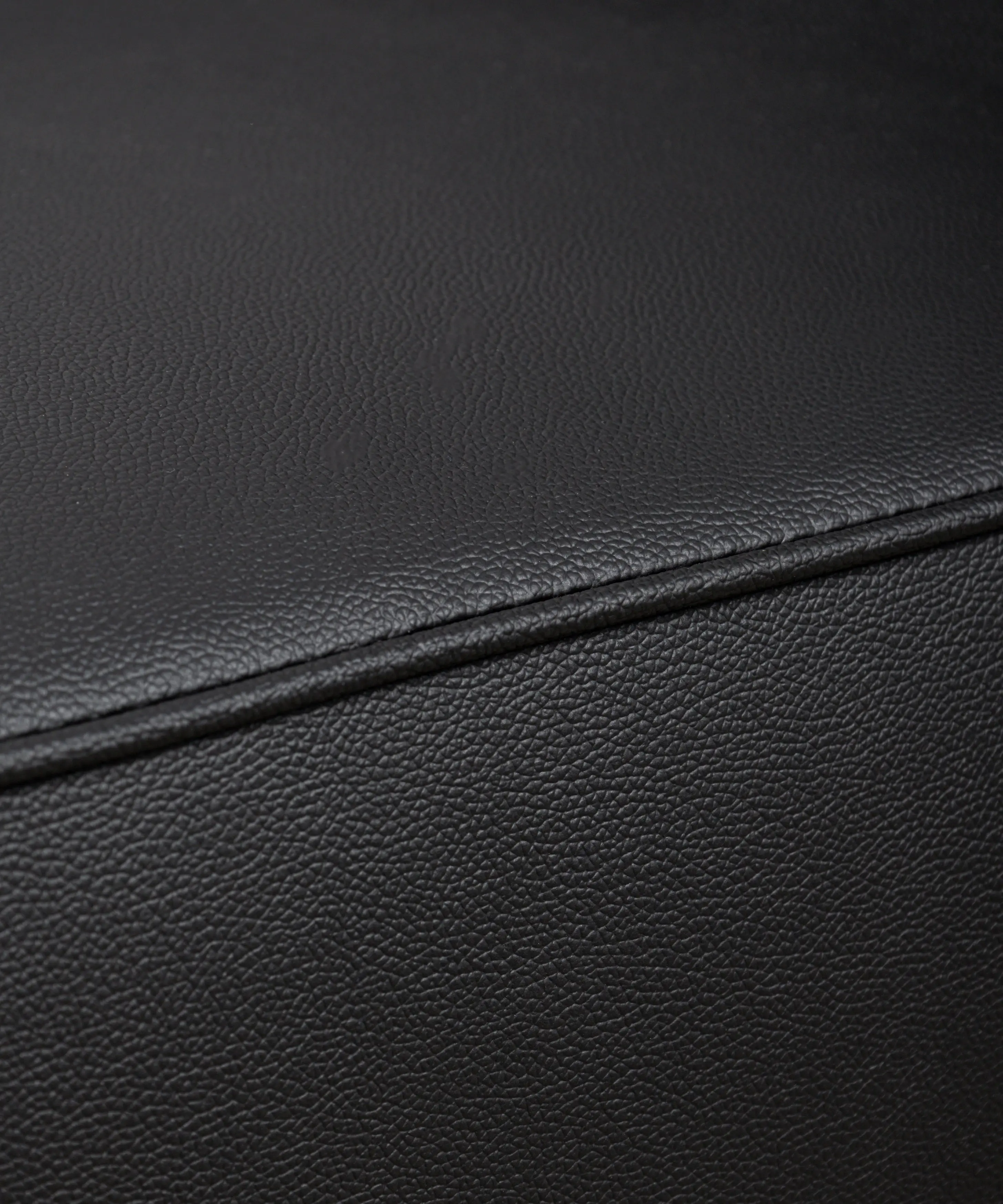 Sofá en Piel y Acero Box