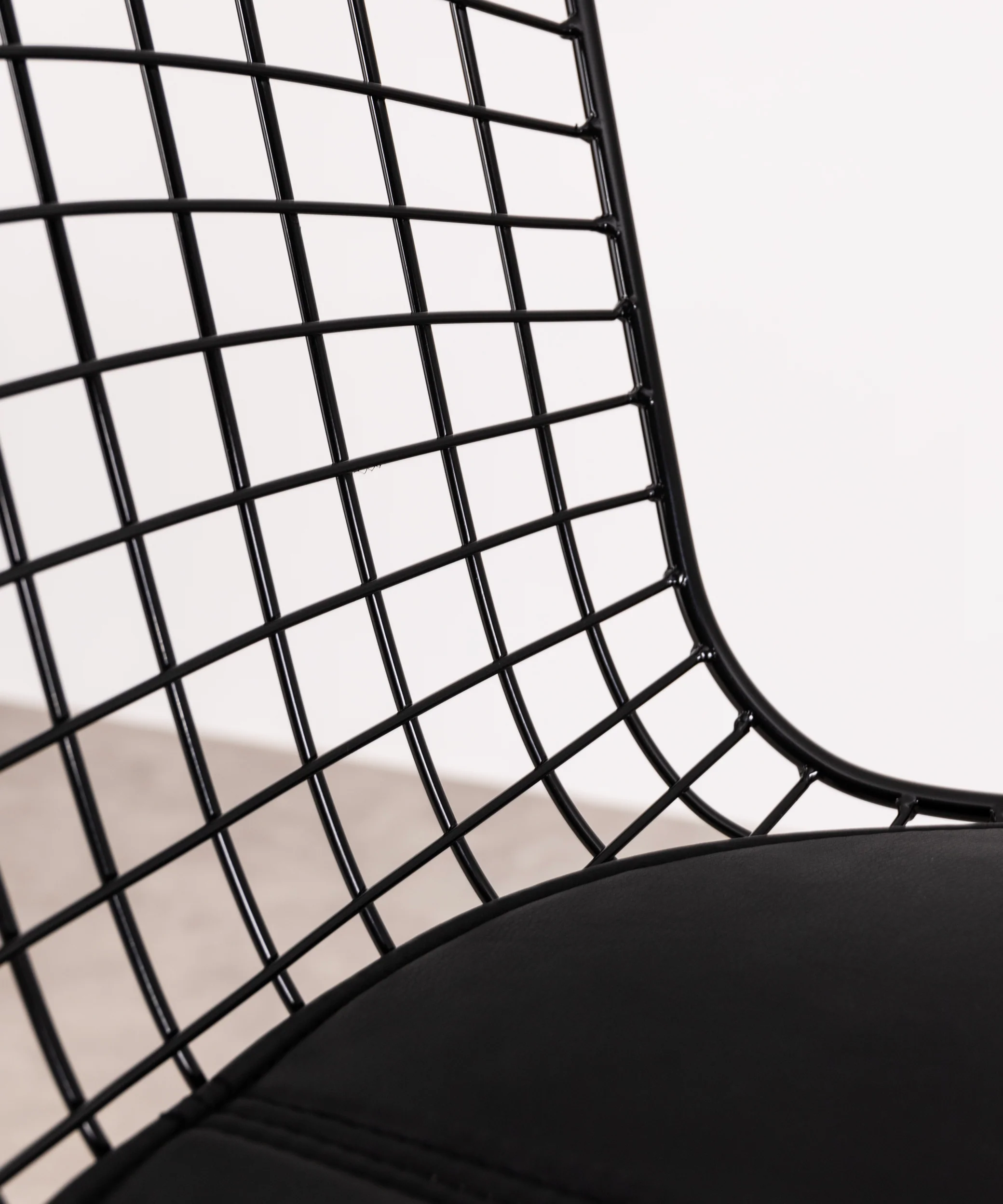 Taburete de Acero Troia - Black Edition