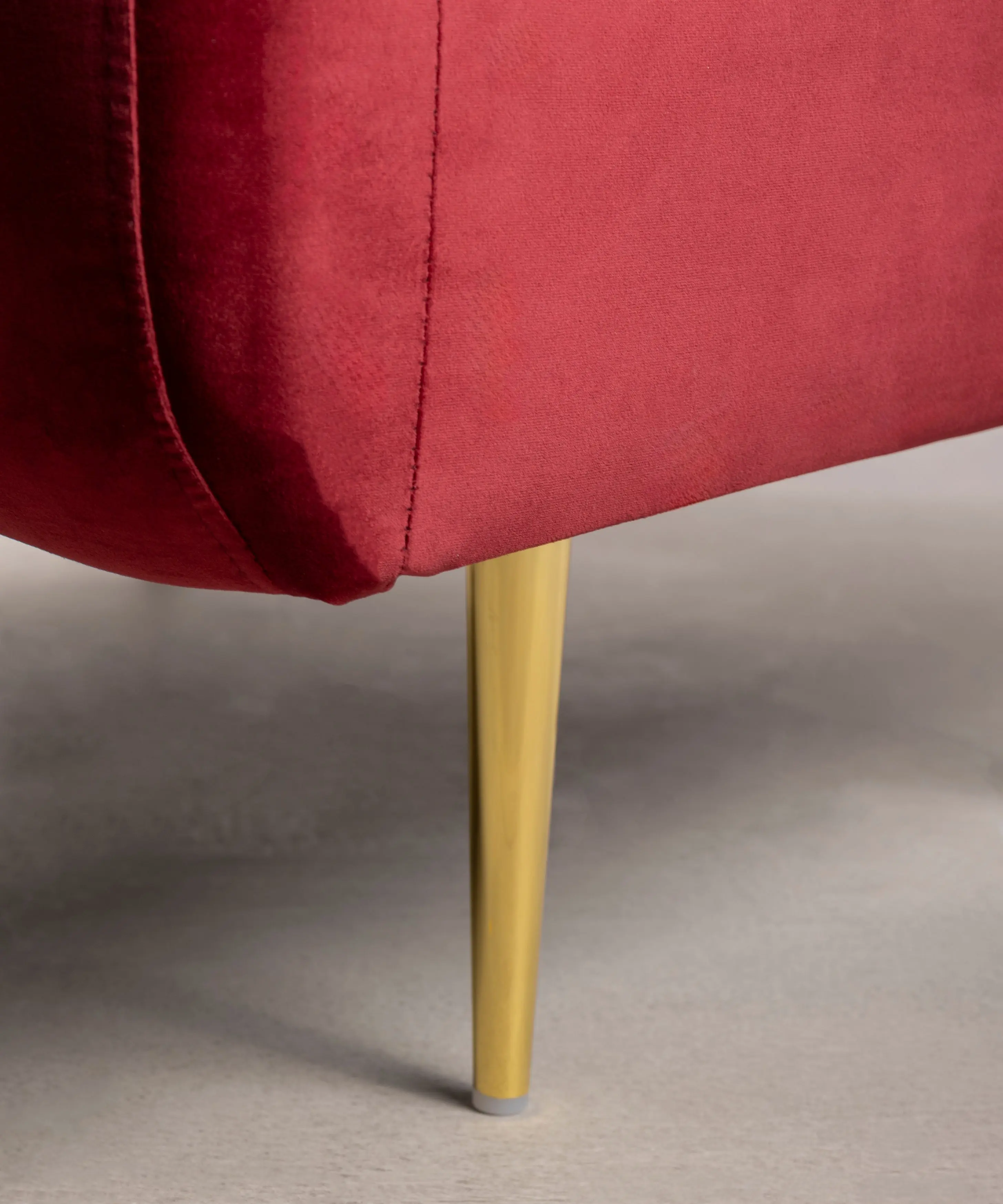 Sillón Tapizado en Terciopelo Margot