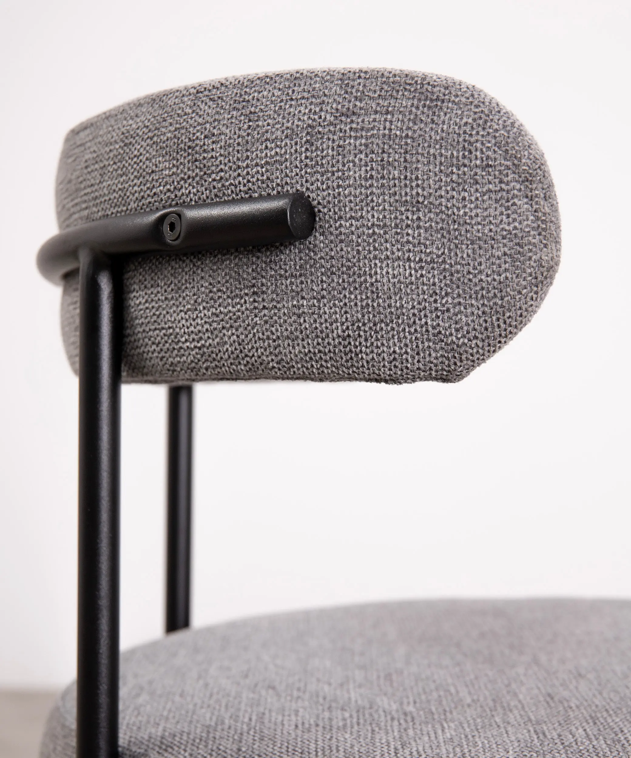 Silla de Comedor en Tela y Metal Alexia