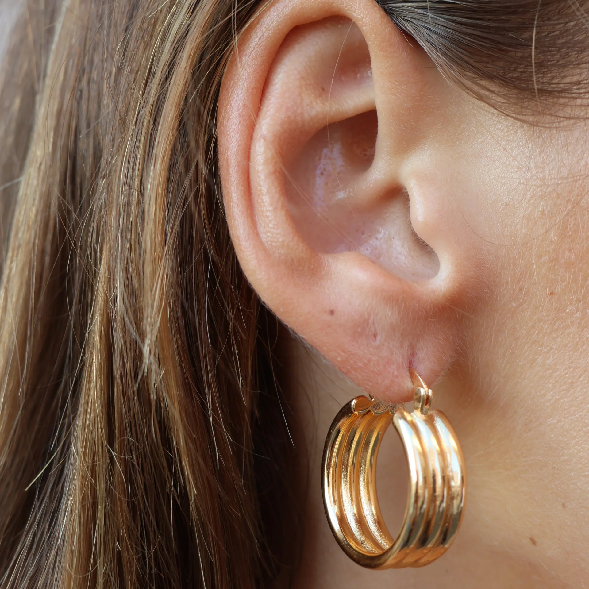 Tessa Hoop Earrings - Gold