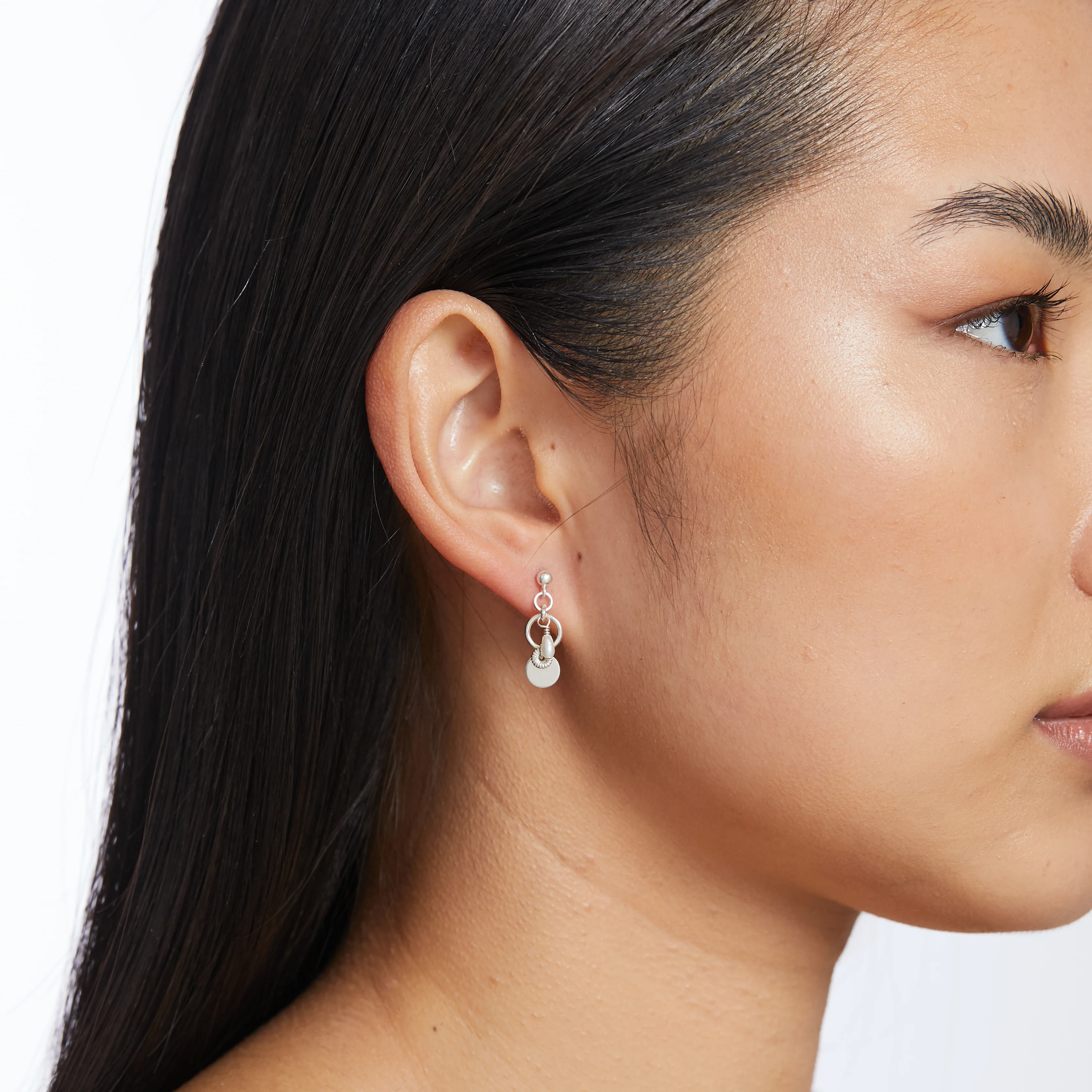 Tilly Freshwater Pearl Earrings - Silver