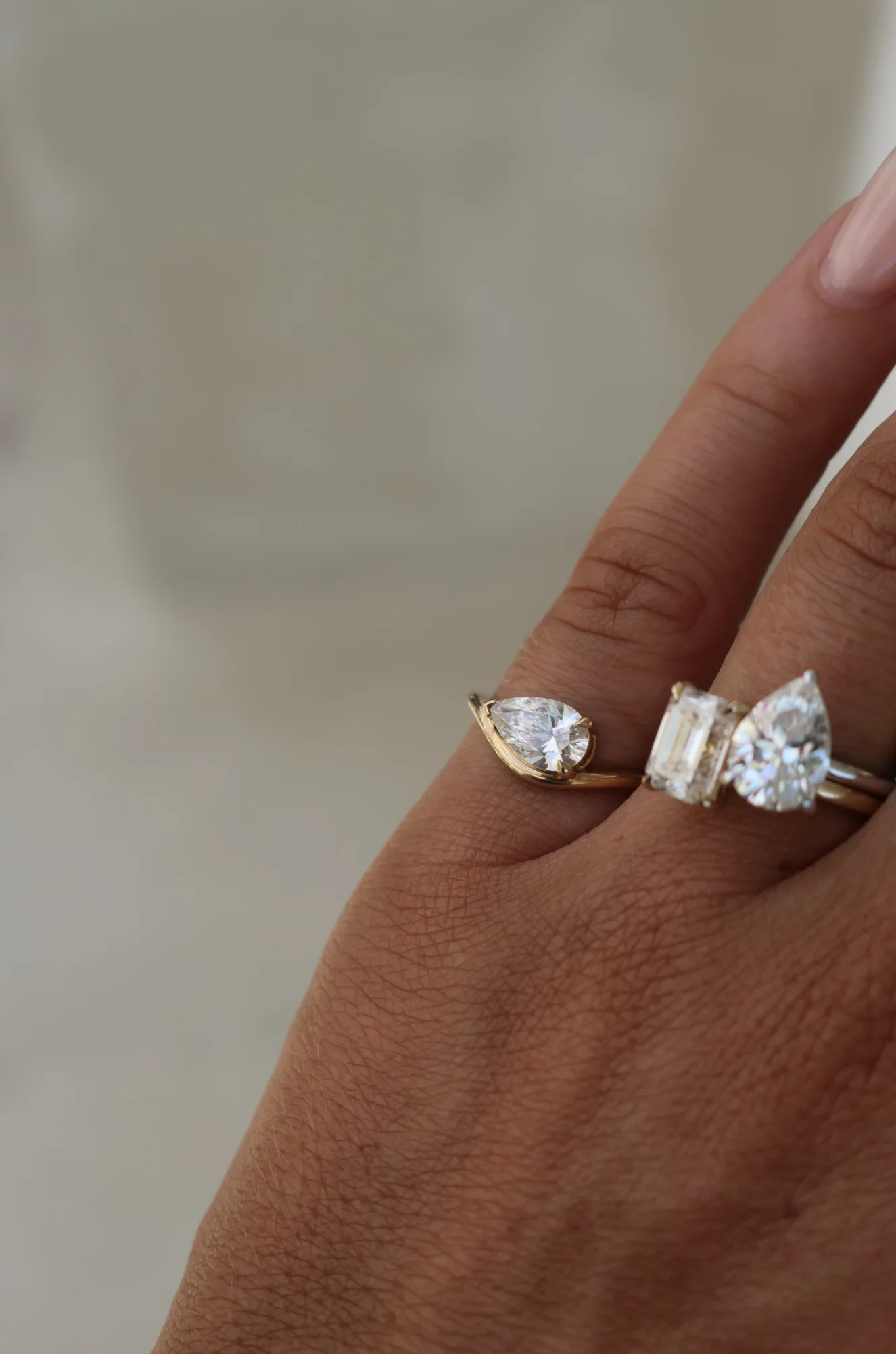 Mira Ring - 9k Yellow Gold