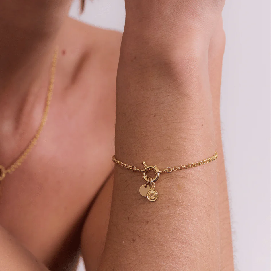 Double Link Rolo Charm Bracelet with Sailor Clasp - Gold