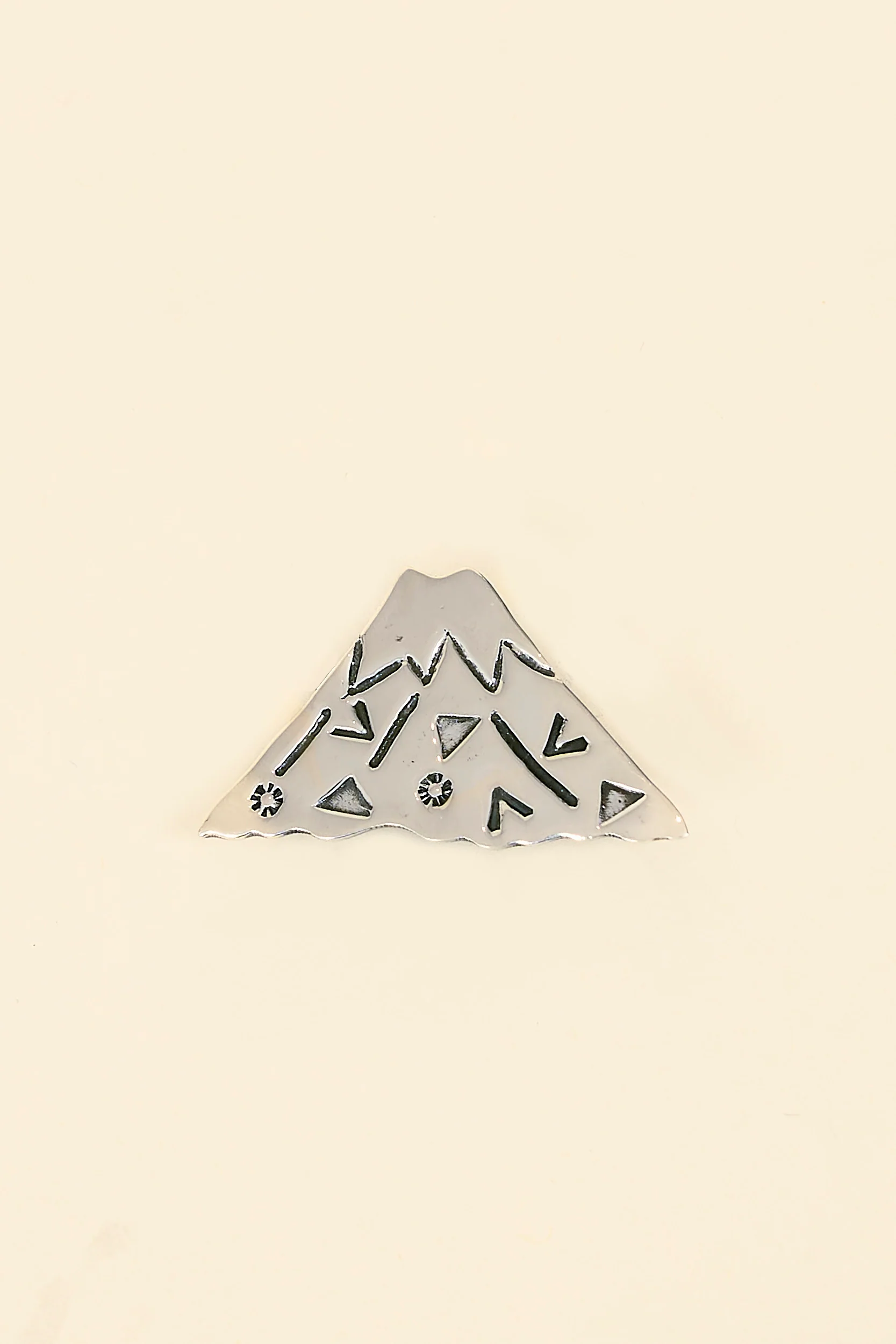 Munqa Mt. Fuji Pin
