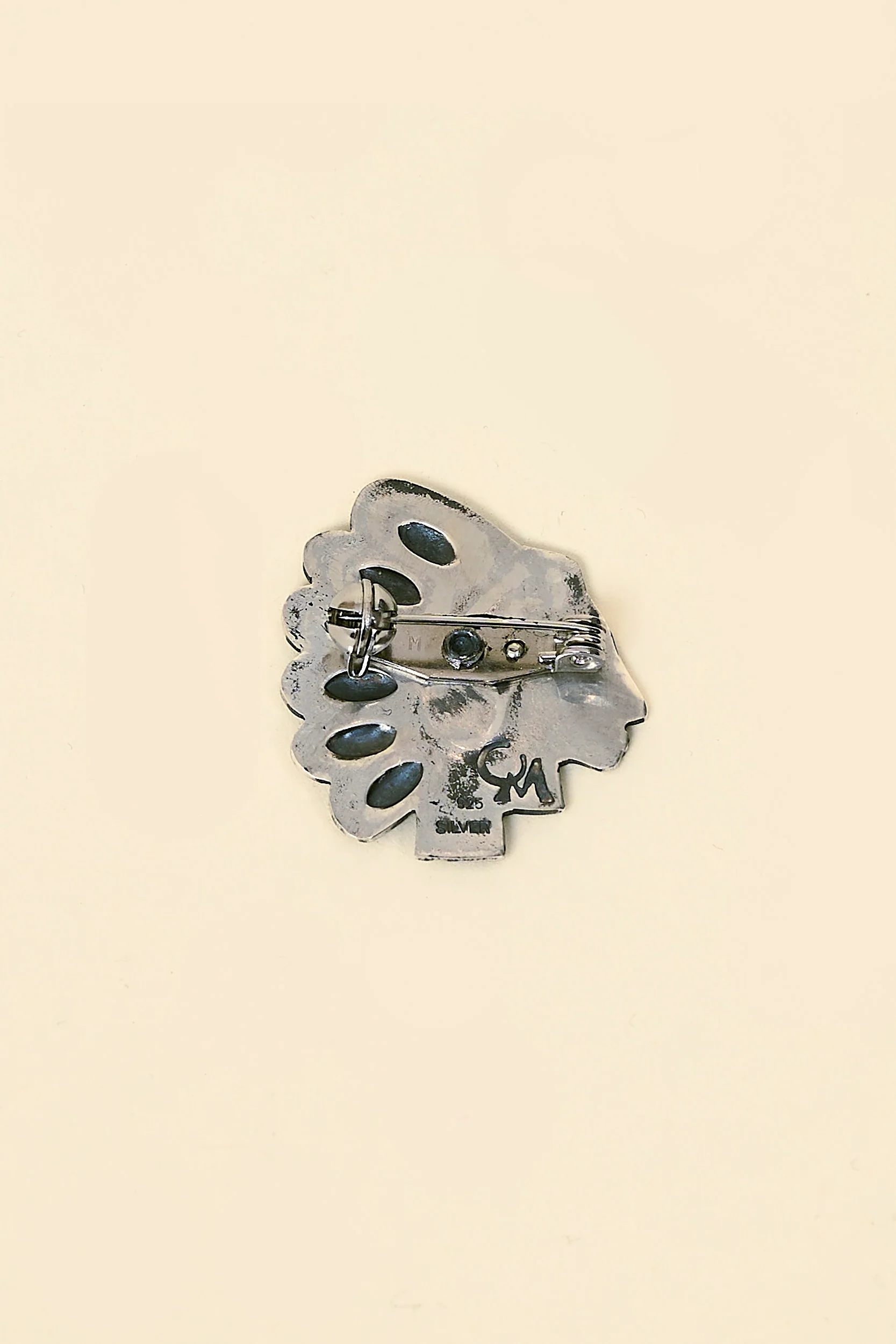 Munqa Chief Pin