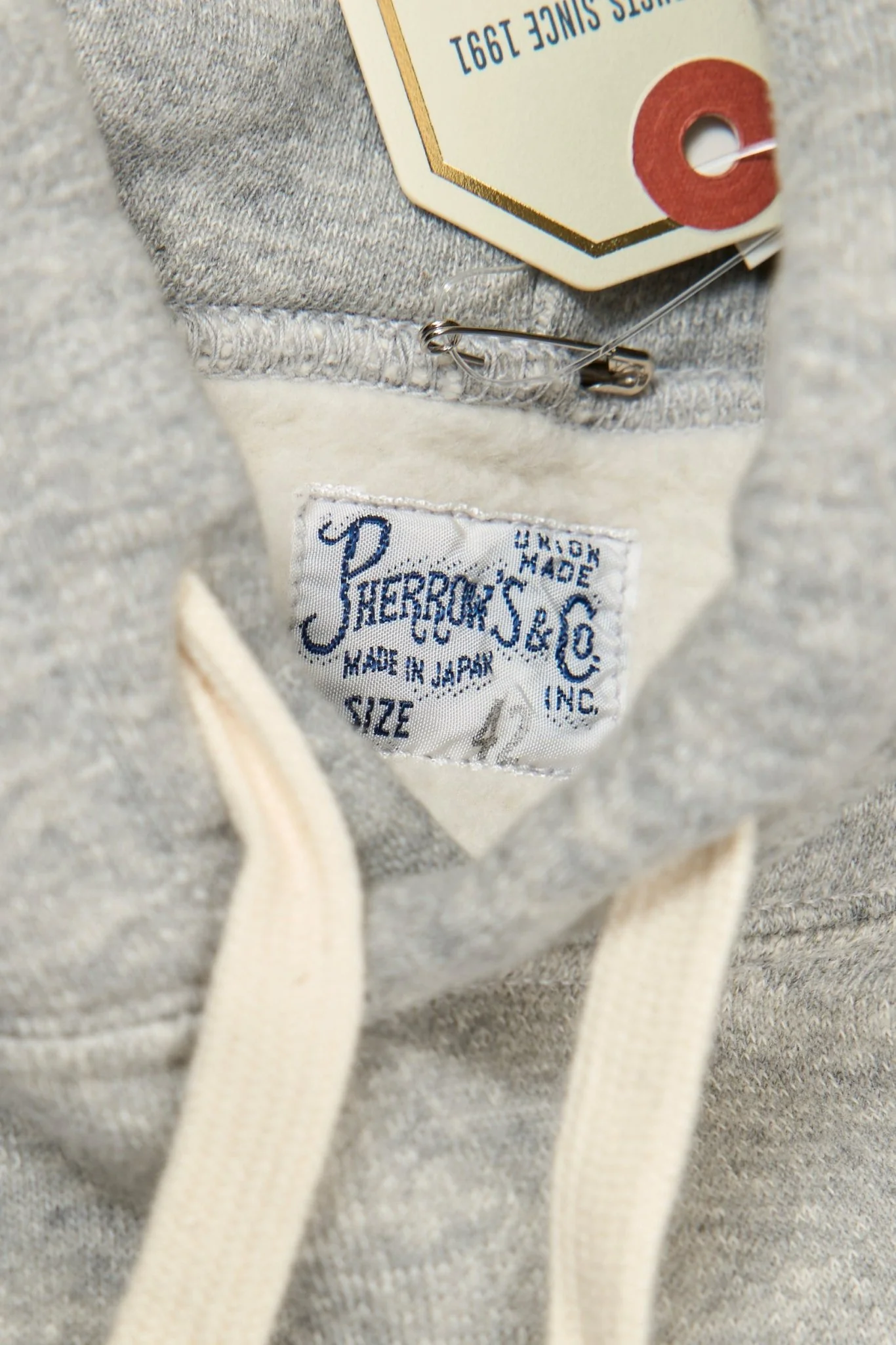 Pherrow's Loopwheel Hooded Raglan Sweatshirt - Heather Gray