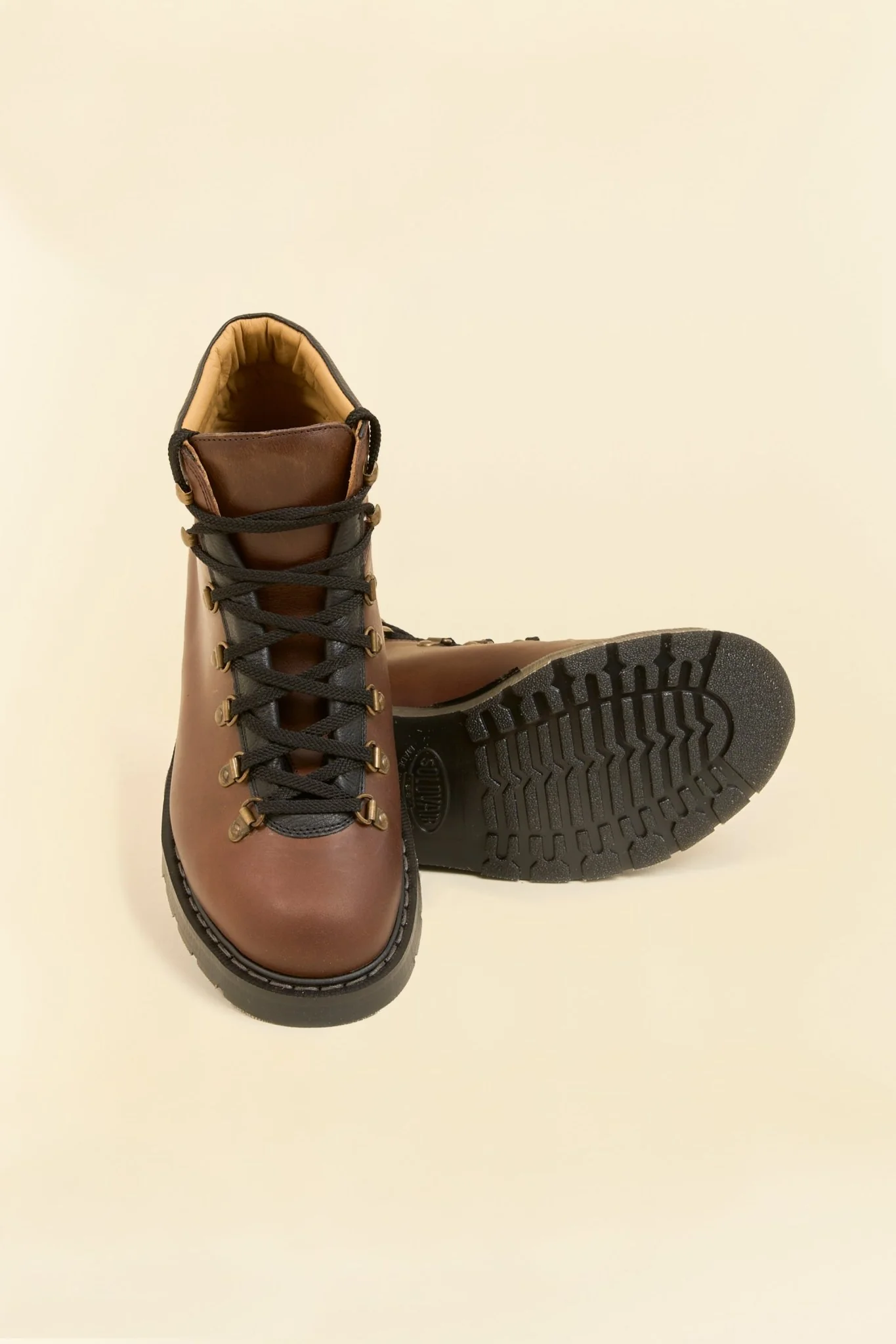 Solovair Gaucho Crazy Horse Urban Hiker - Brown