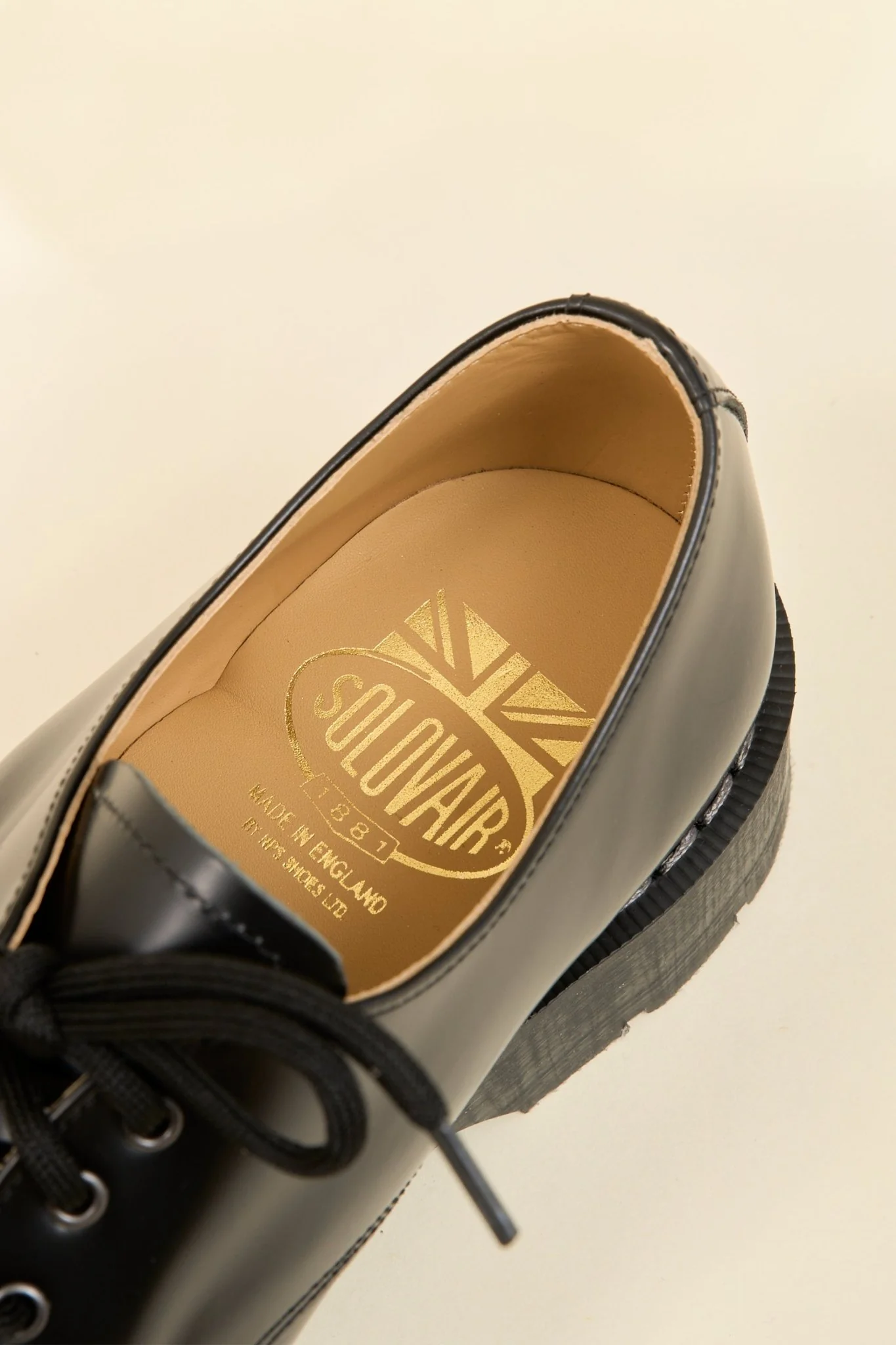 Solovair 3 Eye Gibson Shoe - Hi Shine Black