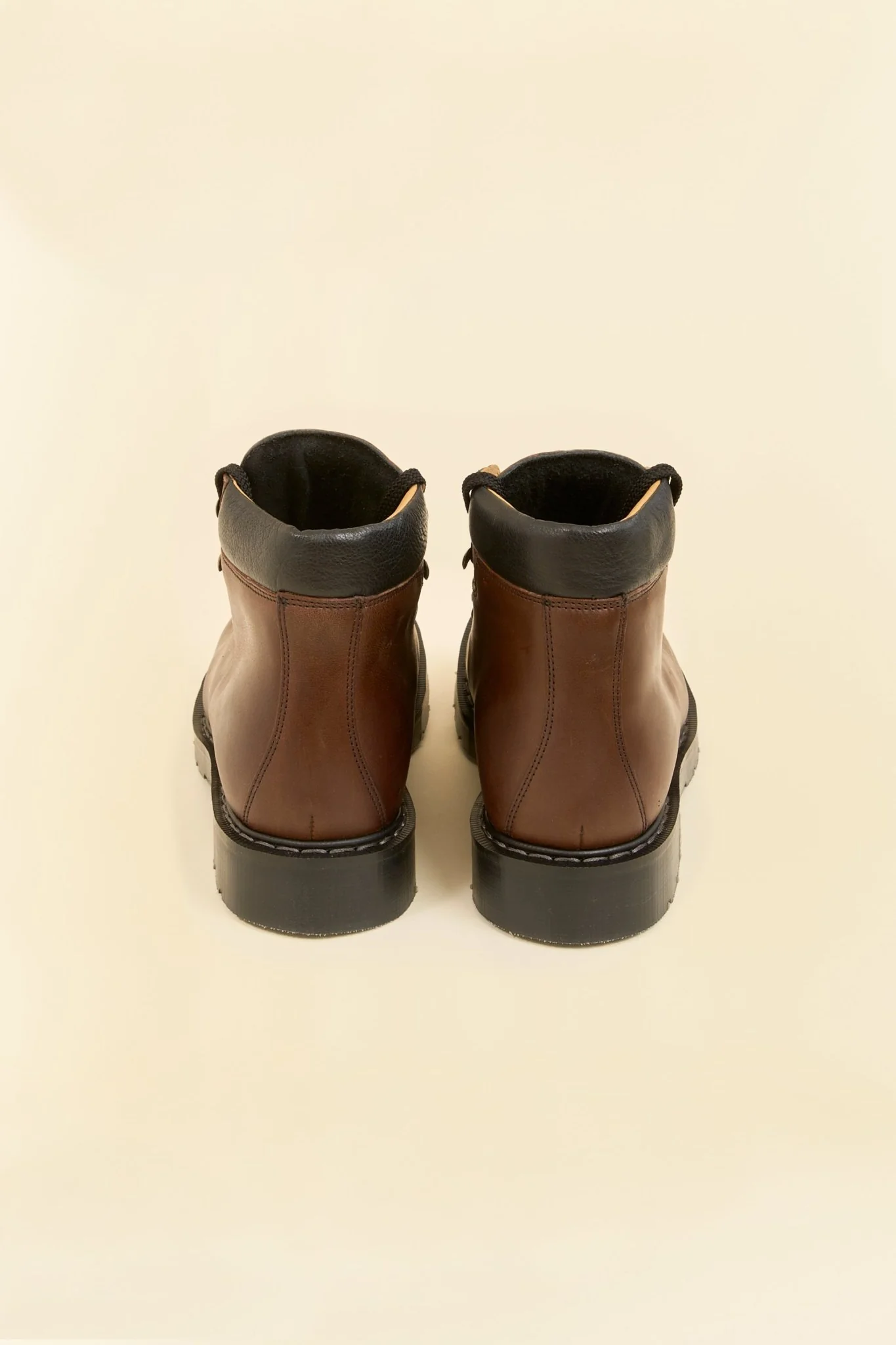 Solovair Gaucho Crazy Horse Urban Hiker - Brown