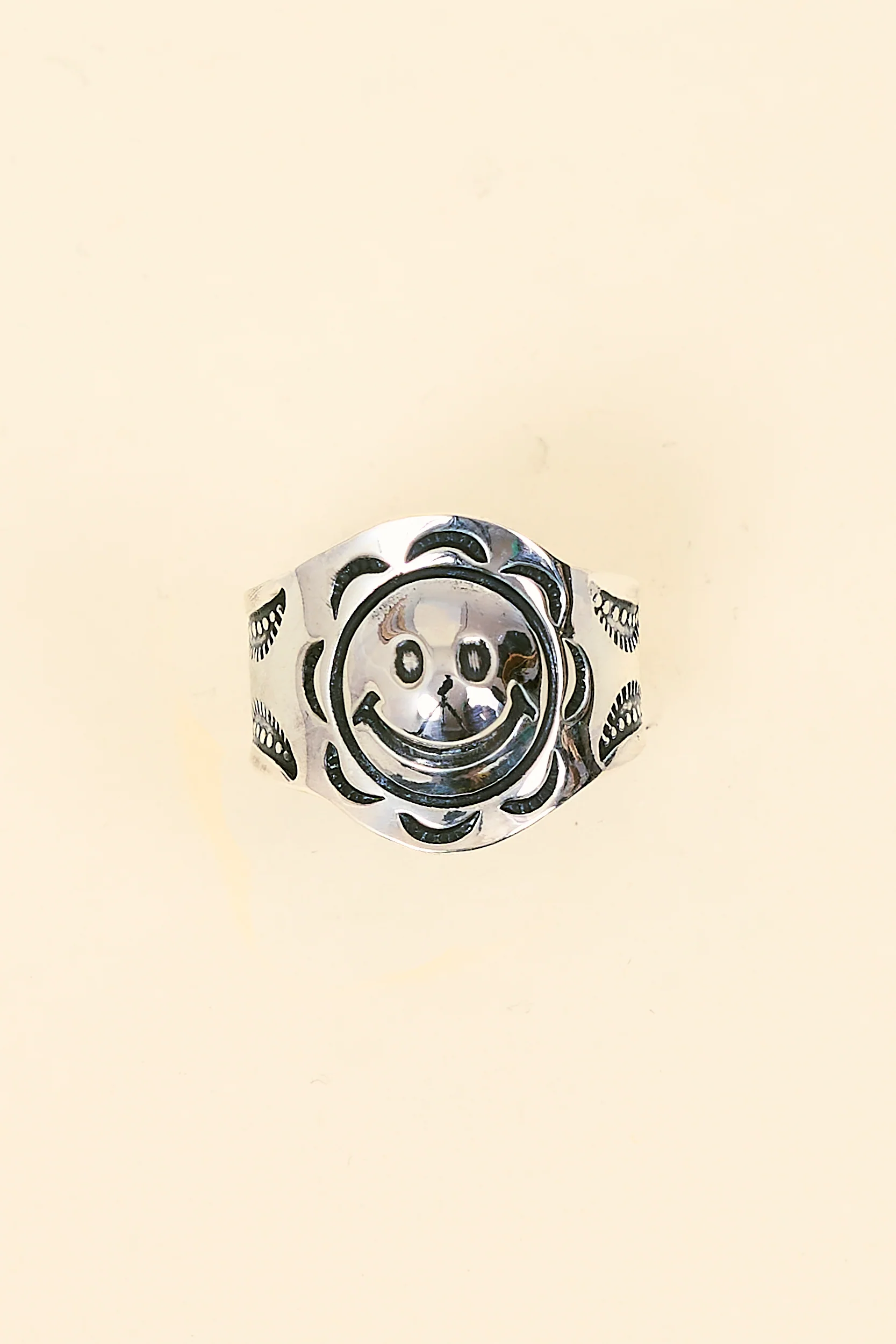 Munqa Big Sunny Ring