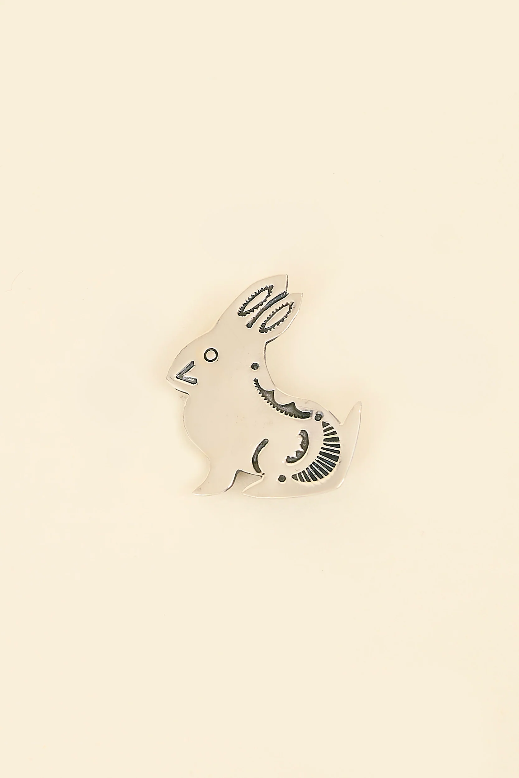 Munqa Rabbit Pin