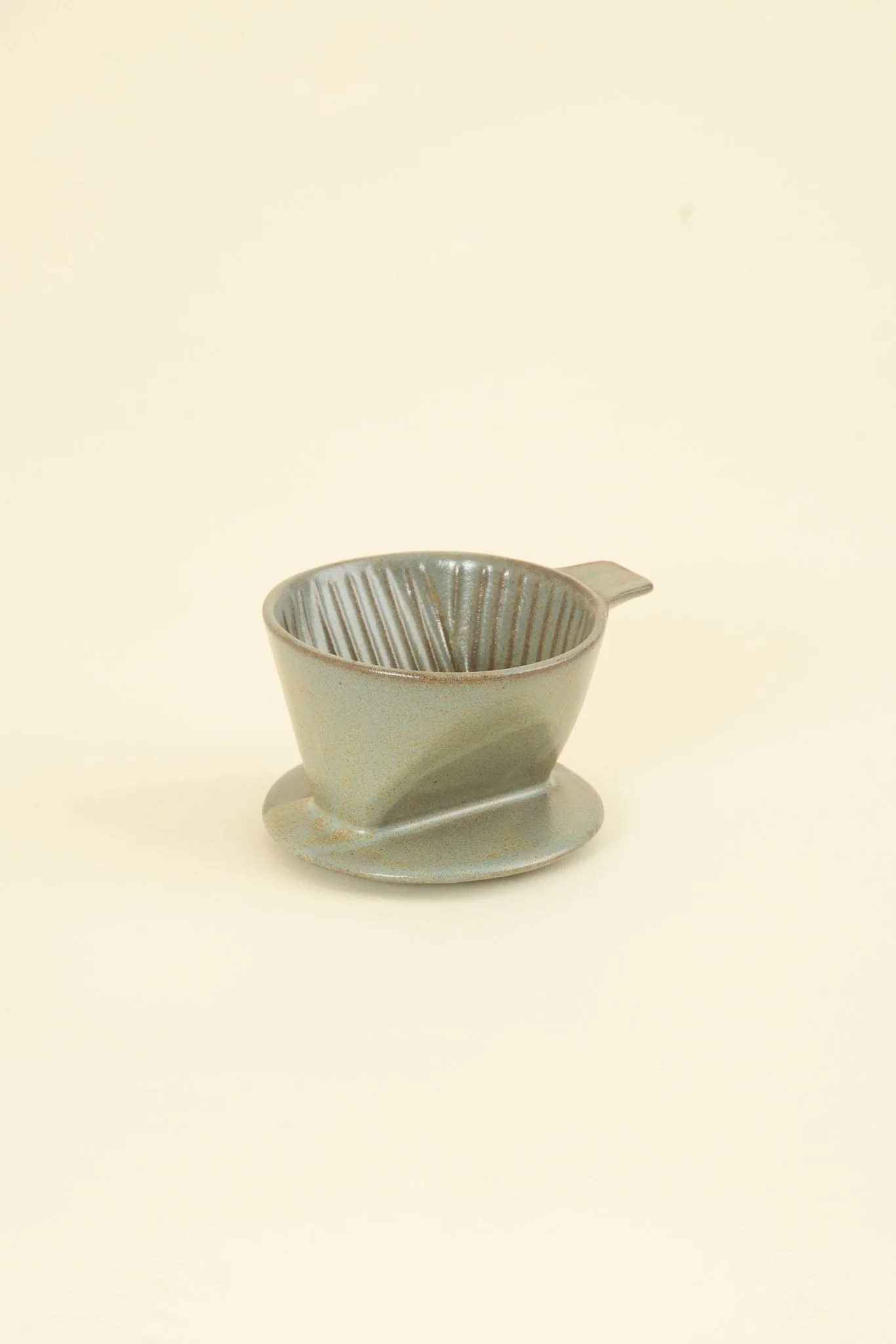 CHIPS Inc. Ancient Pottery Coffee Dripper - Gray