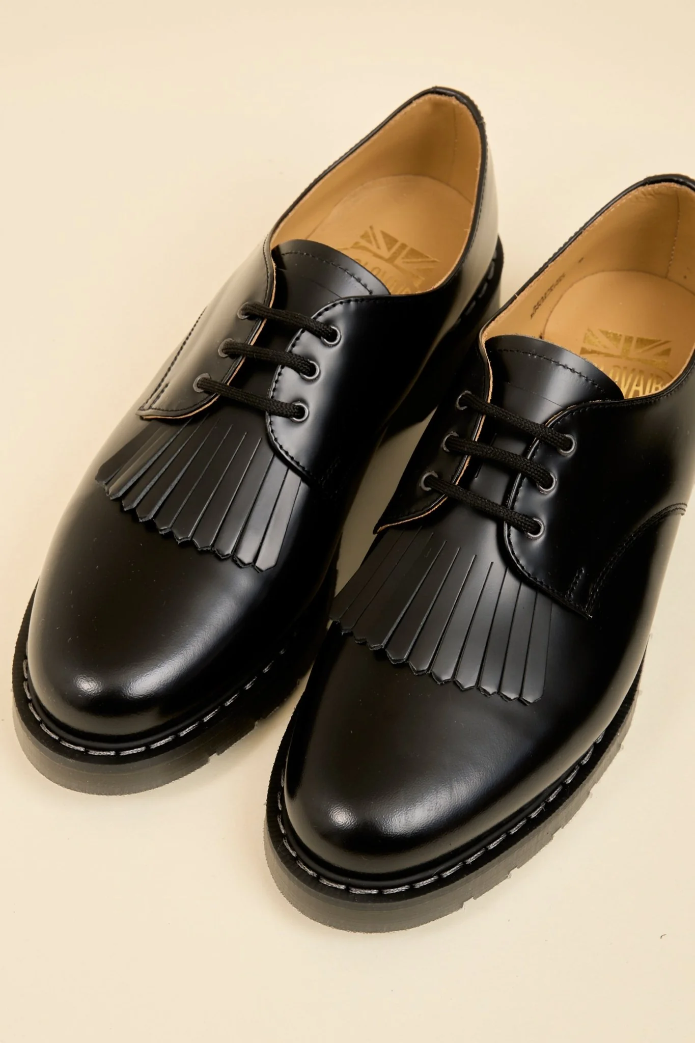 Solovair Kiltie - Black Hi Shine