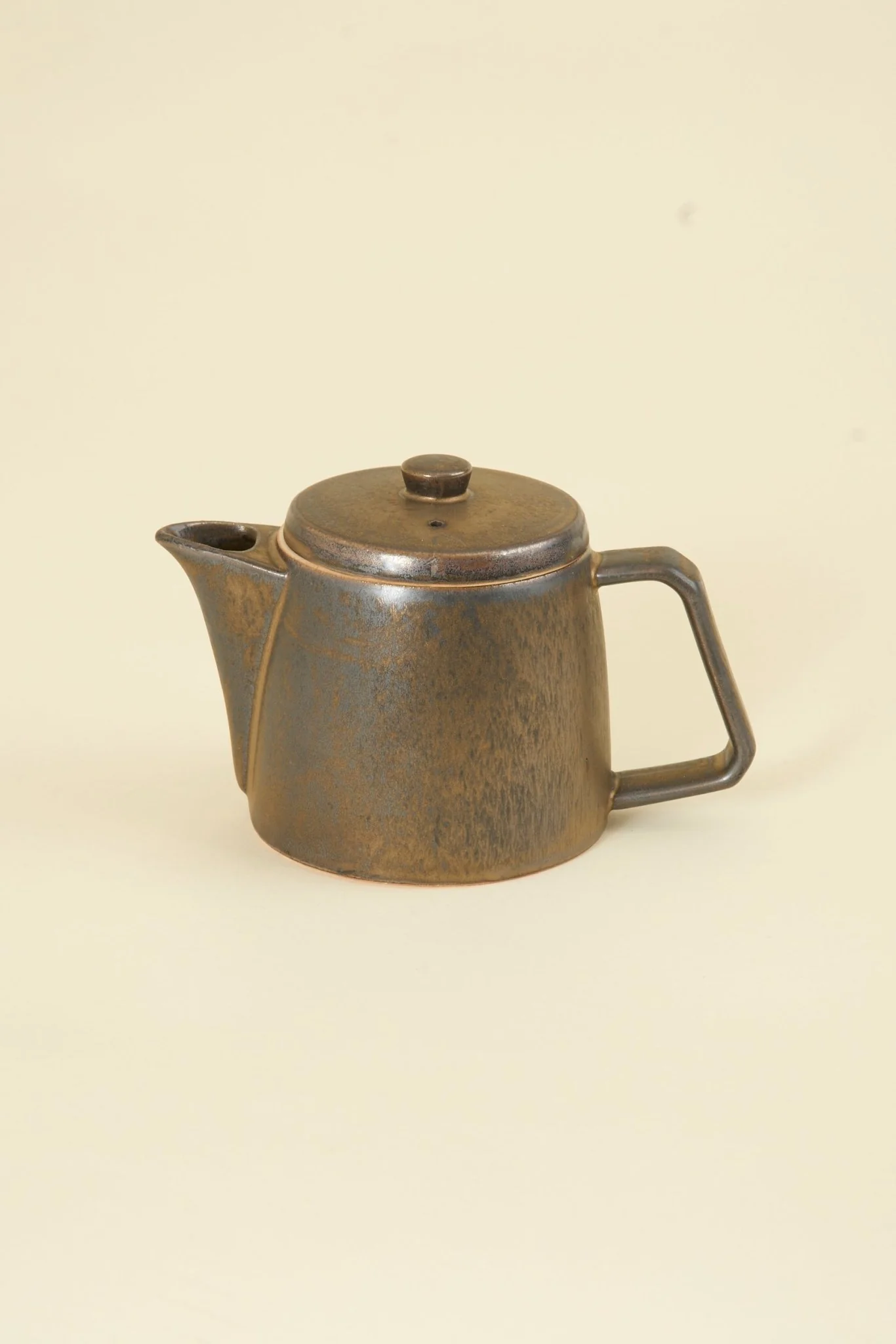 CHIPS Inc. Ancient Pottery Pot - Brass