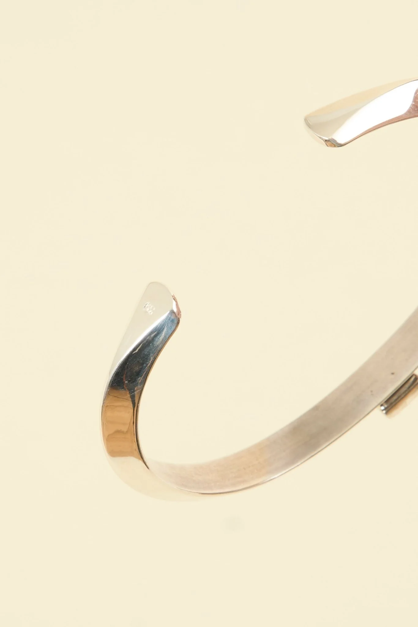 SunKu Triangle Bangle - Silver / Turquoise