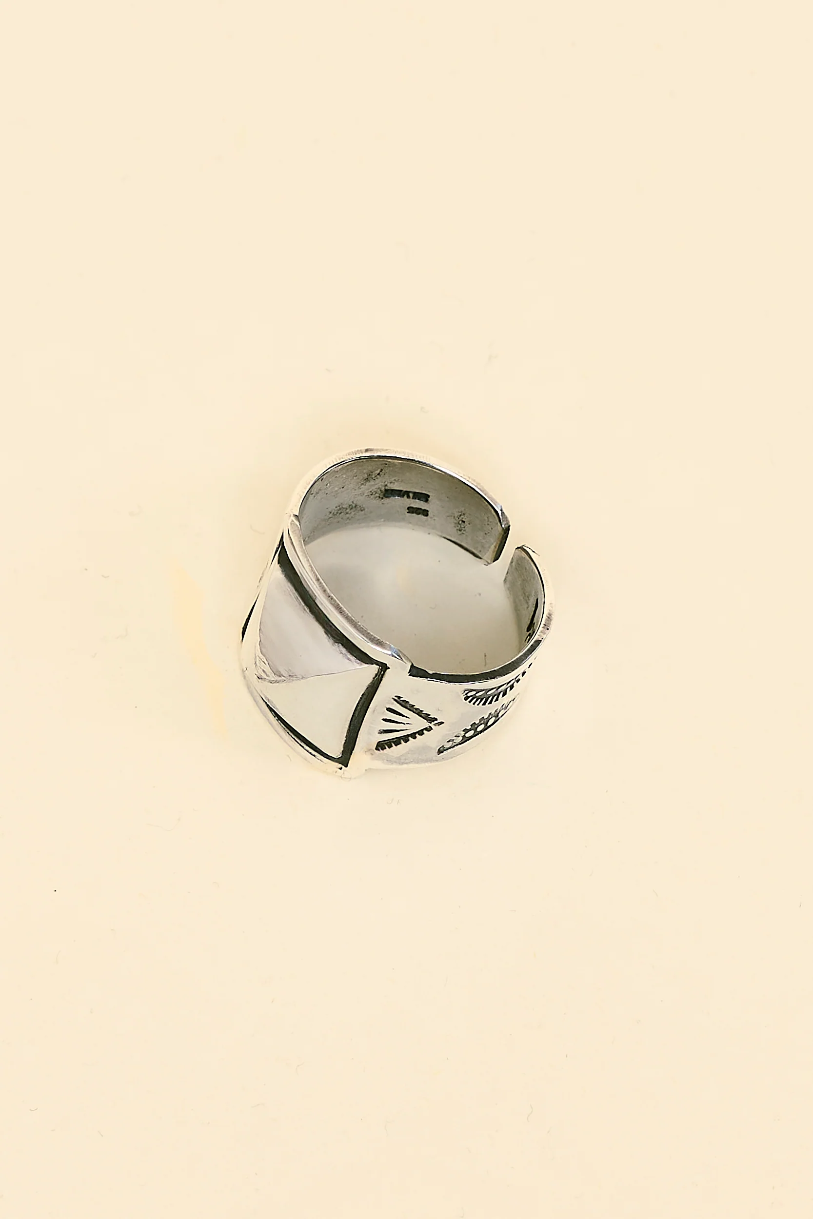 Munqa Pyramid Stud Ring