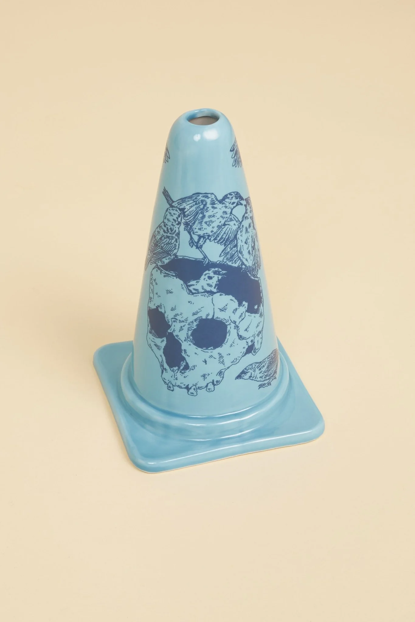 Radiall Suzume Pylon Flower Vase