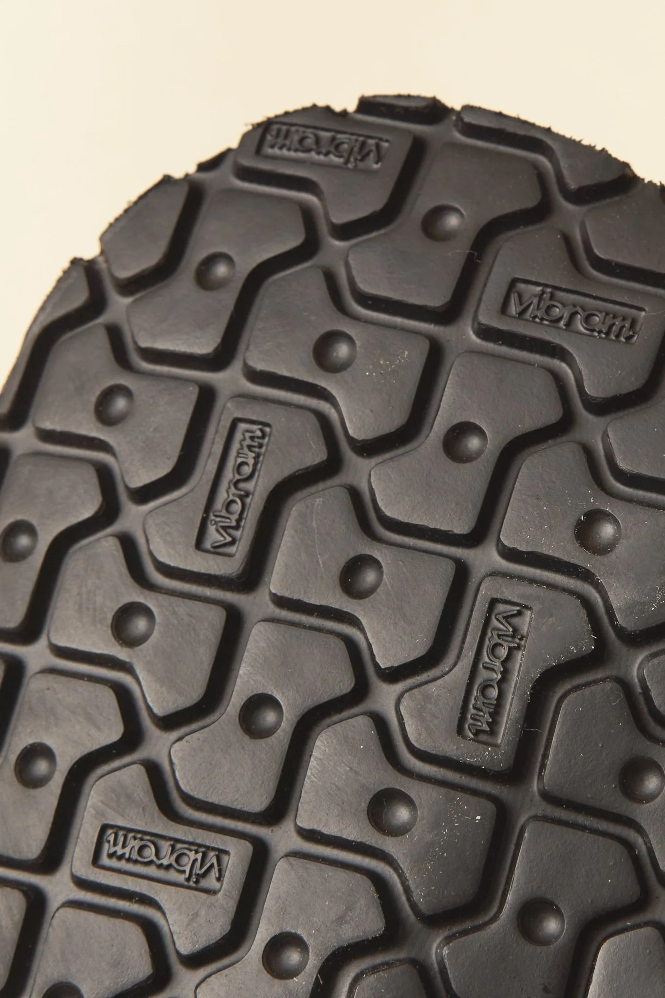 Zerrows Slit Sandal - Natural