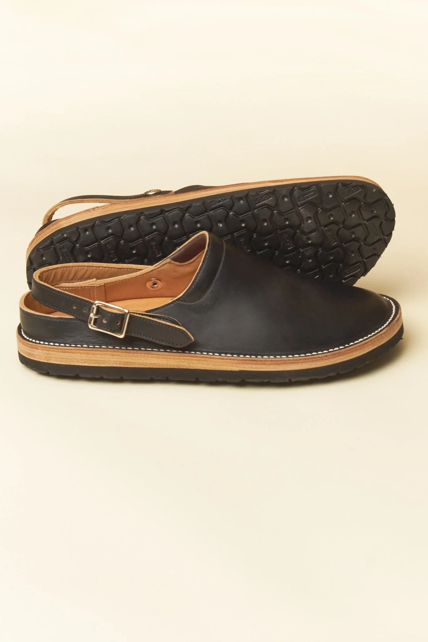 Zerrows Sabot Sandal - Black