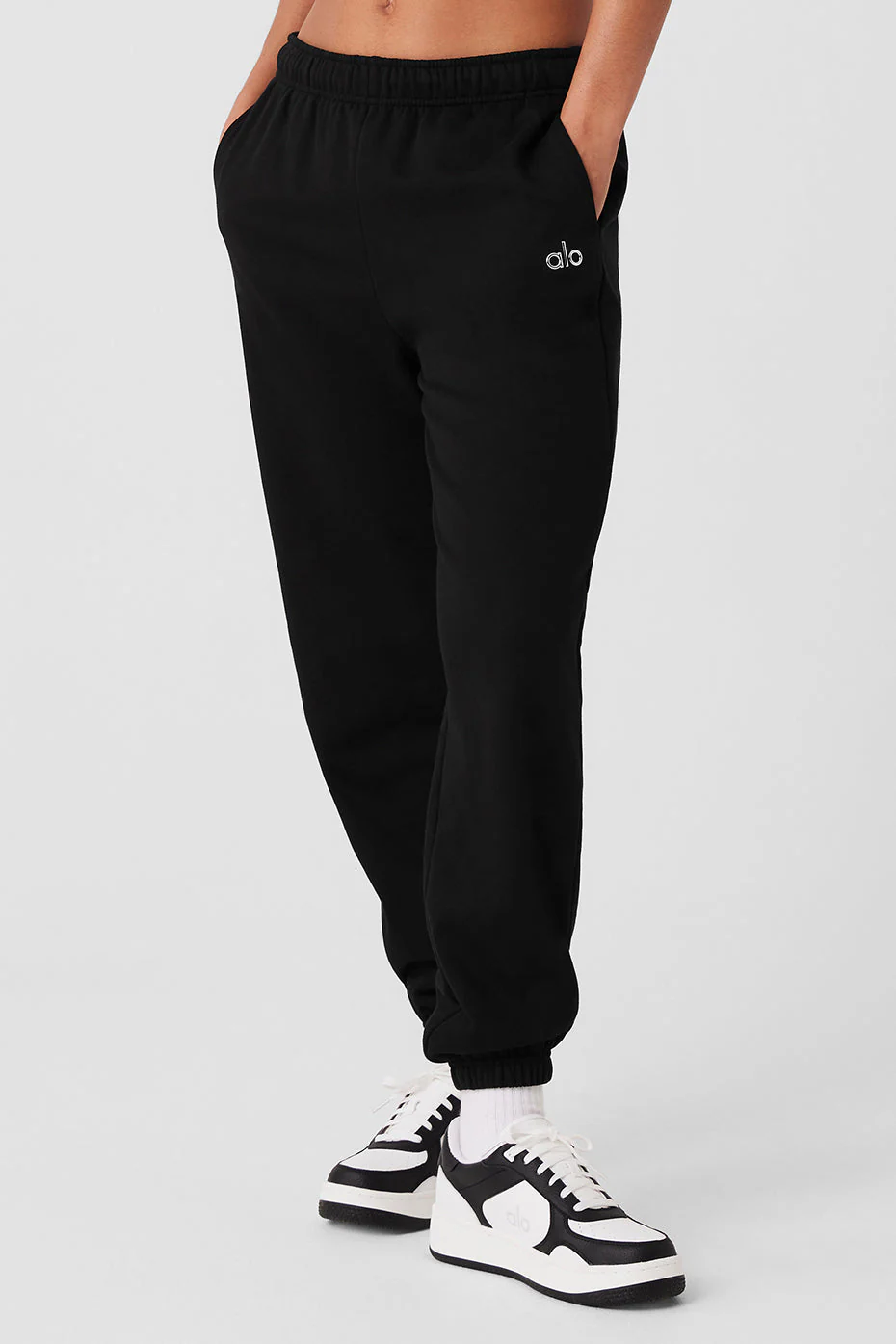 Accolade Sweatpant - Black