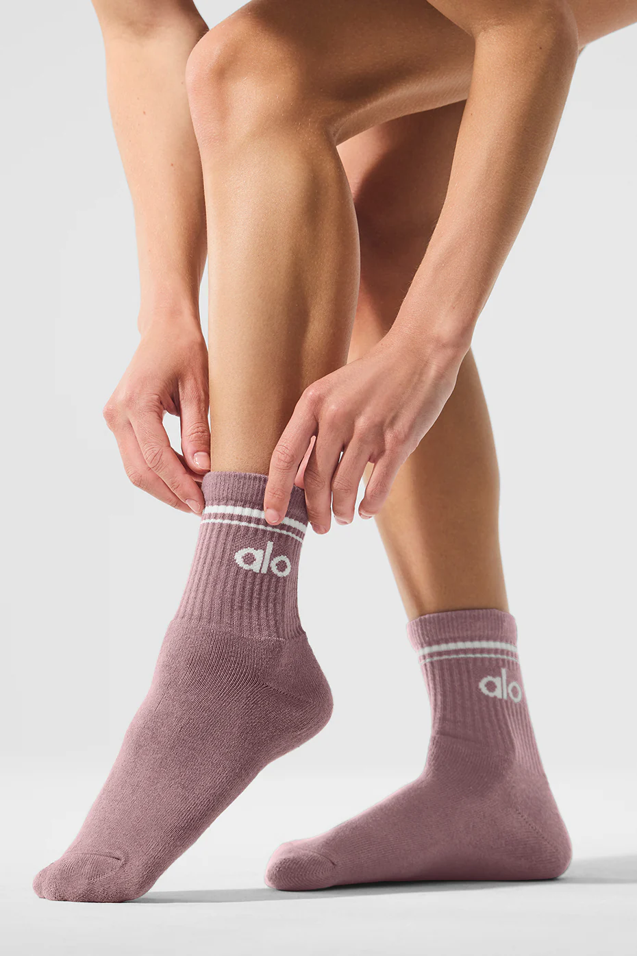 Unisex Half-Crew Throwback Sock - Smoky Quartz/White