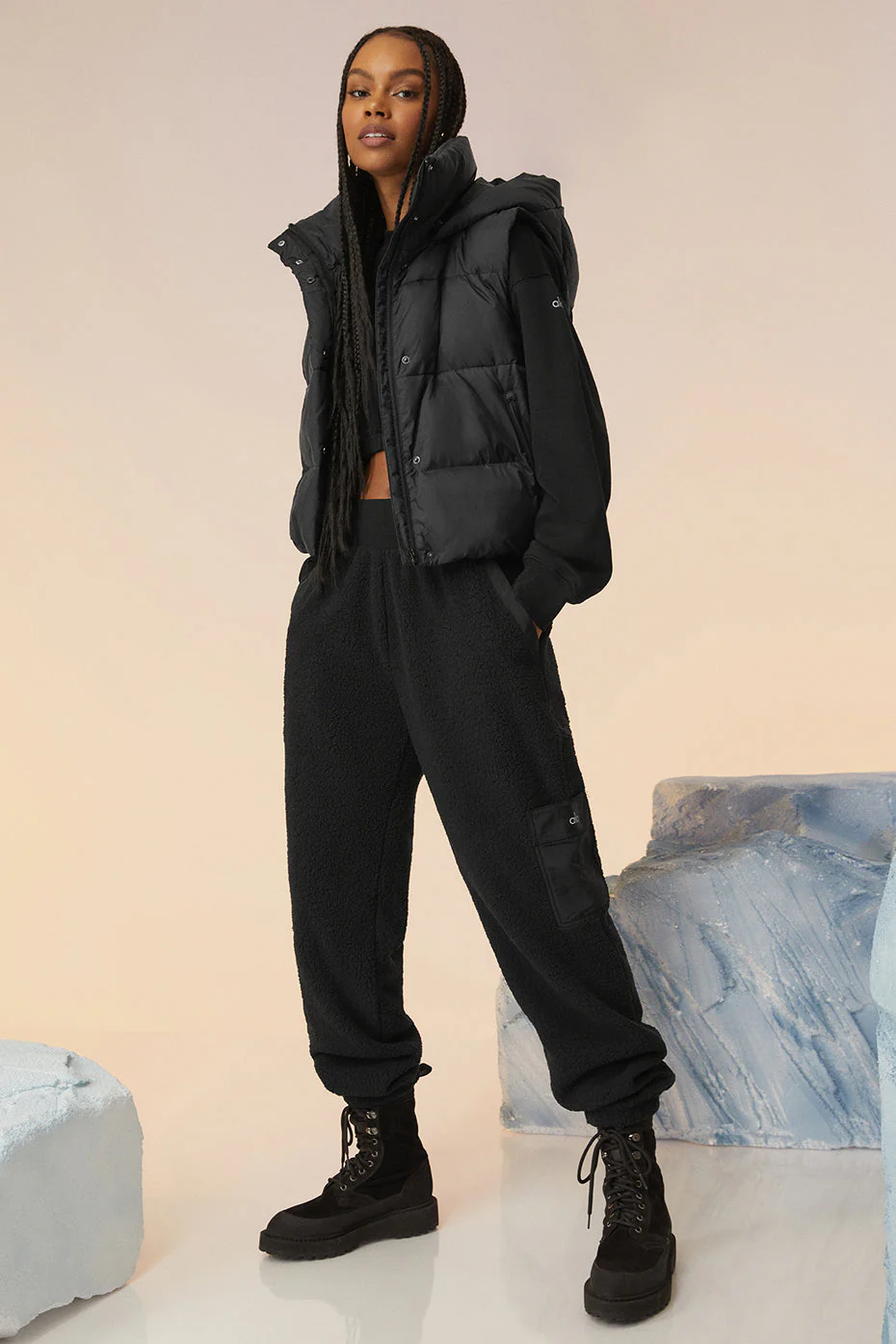 Gold Rush Puffer Vest - Black