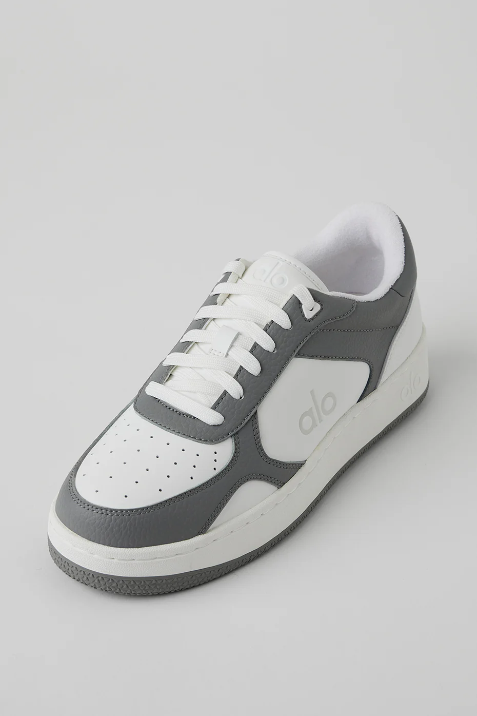 ALO Recovery Mode Sneaker - Grey/White