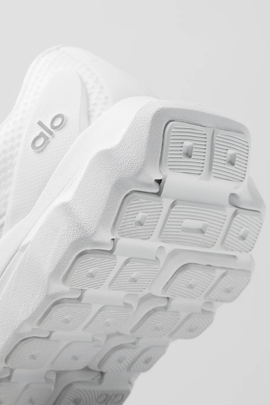 ALO Runner - White/White