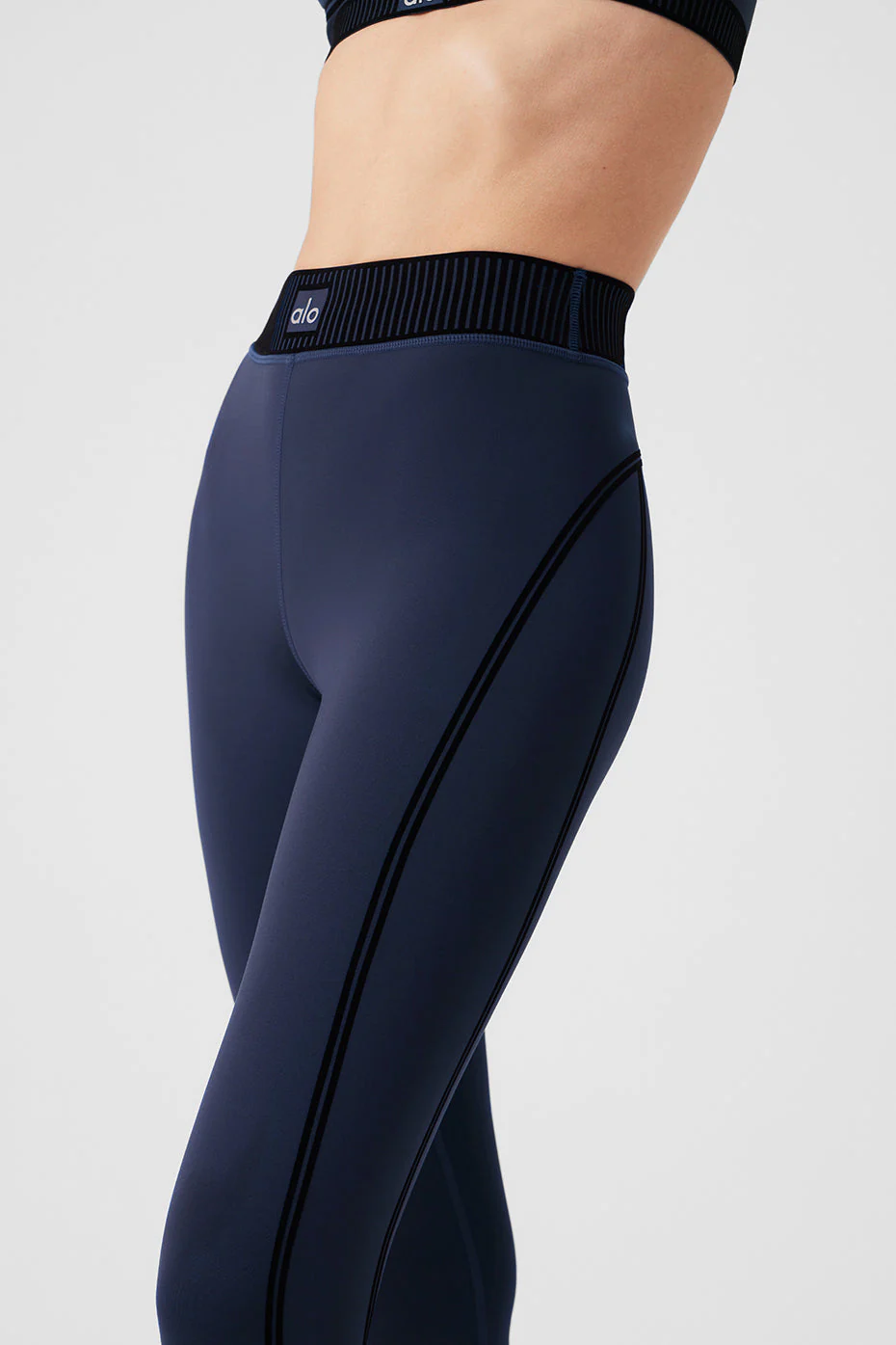 Airlift High-Waist 7/8 Line Up Legging - Navy
