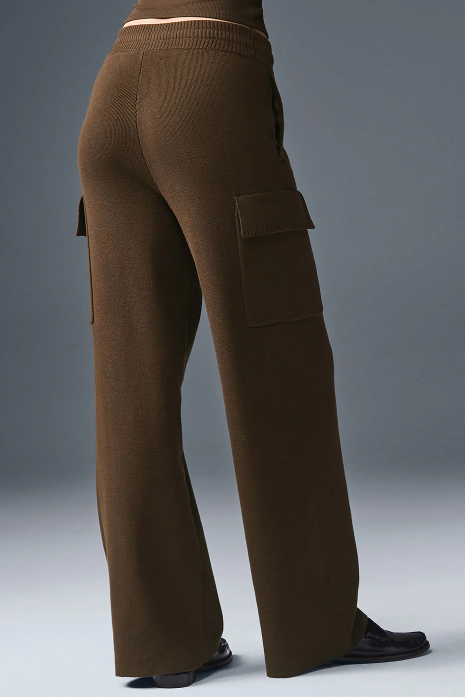 Scholar Knit High-Waist Cargo Pant - Espresso